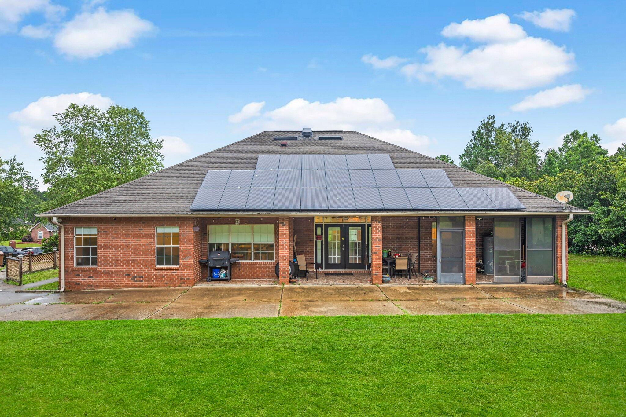 COUNTRY CLUB ESTATES PH 2 - Residential