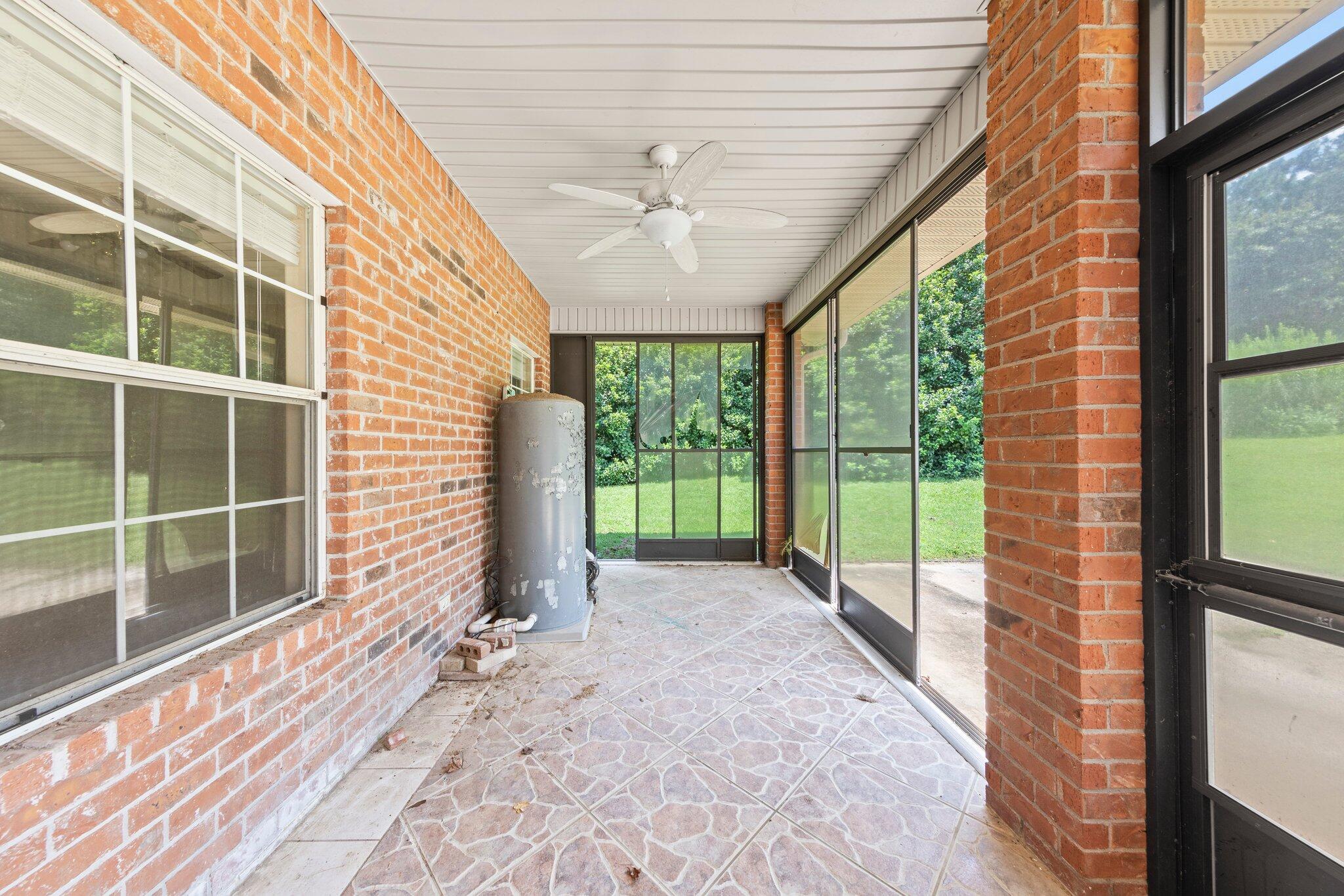 COUNTRY CLUB ESTATES PH 2 - Residential