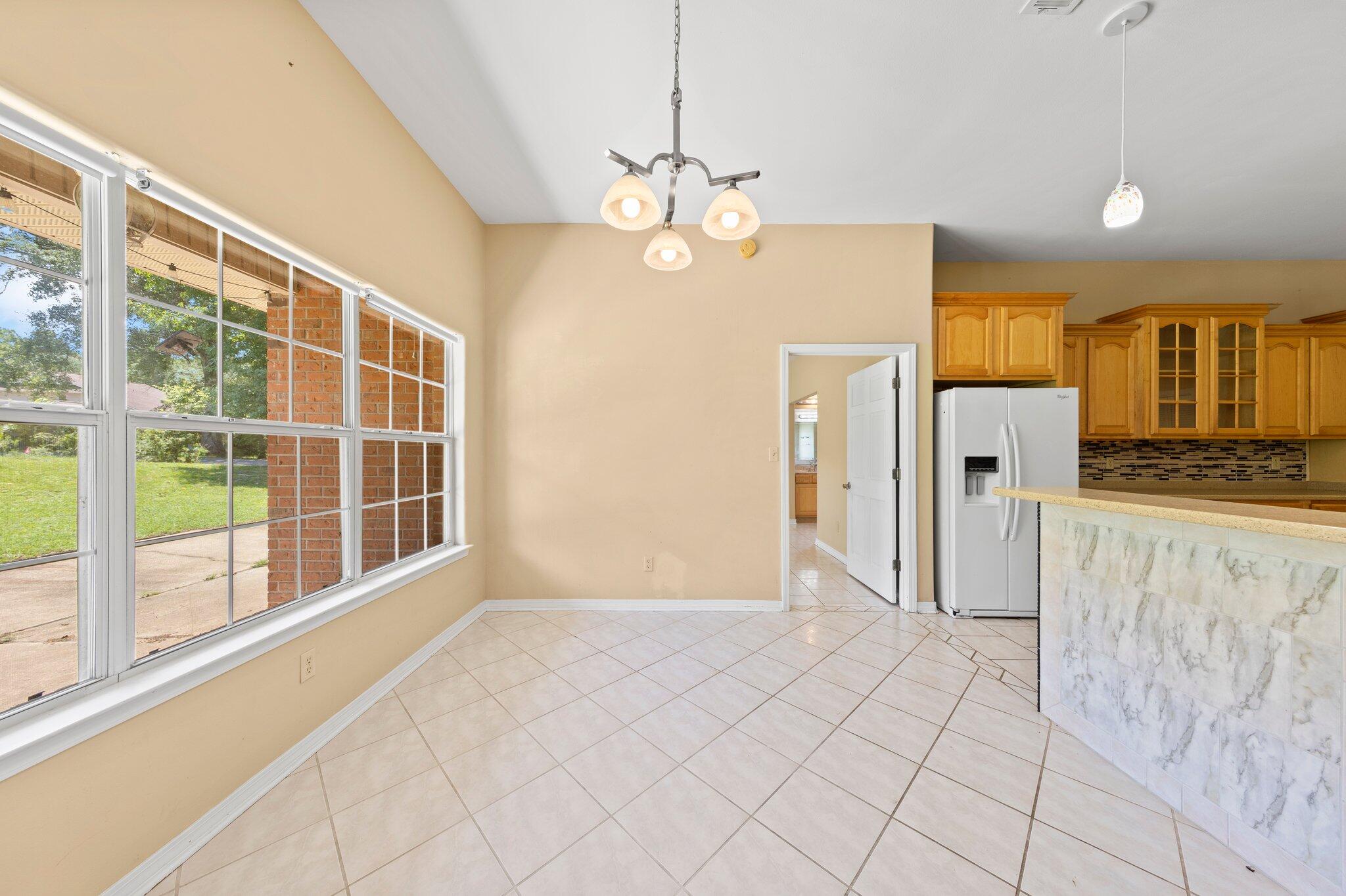 COUNTRY CLUB ESTATES PH 2 - Residential