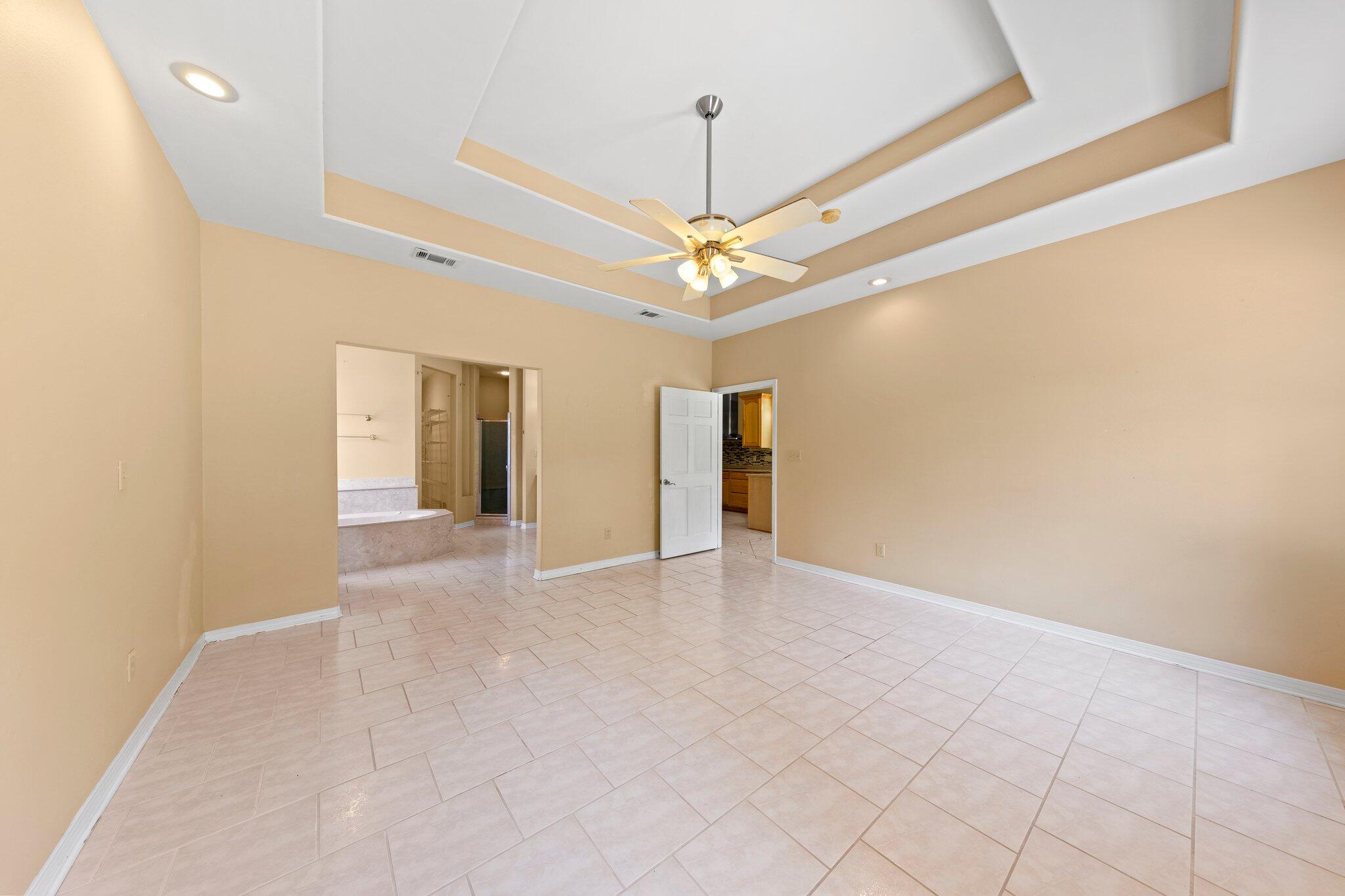 COUNTRY CLUB ESTATES PH 2 - Residential