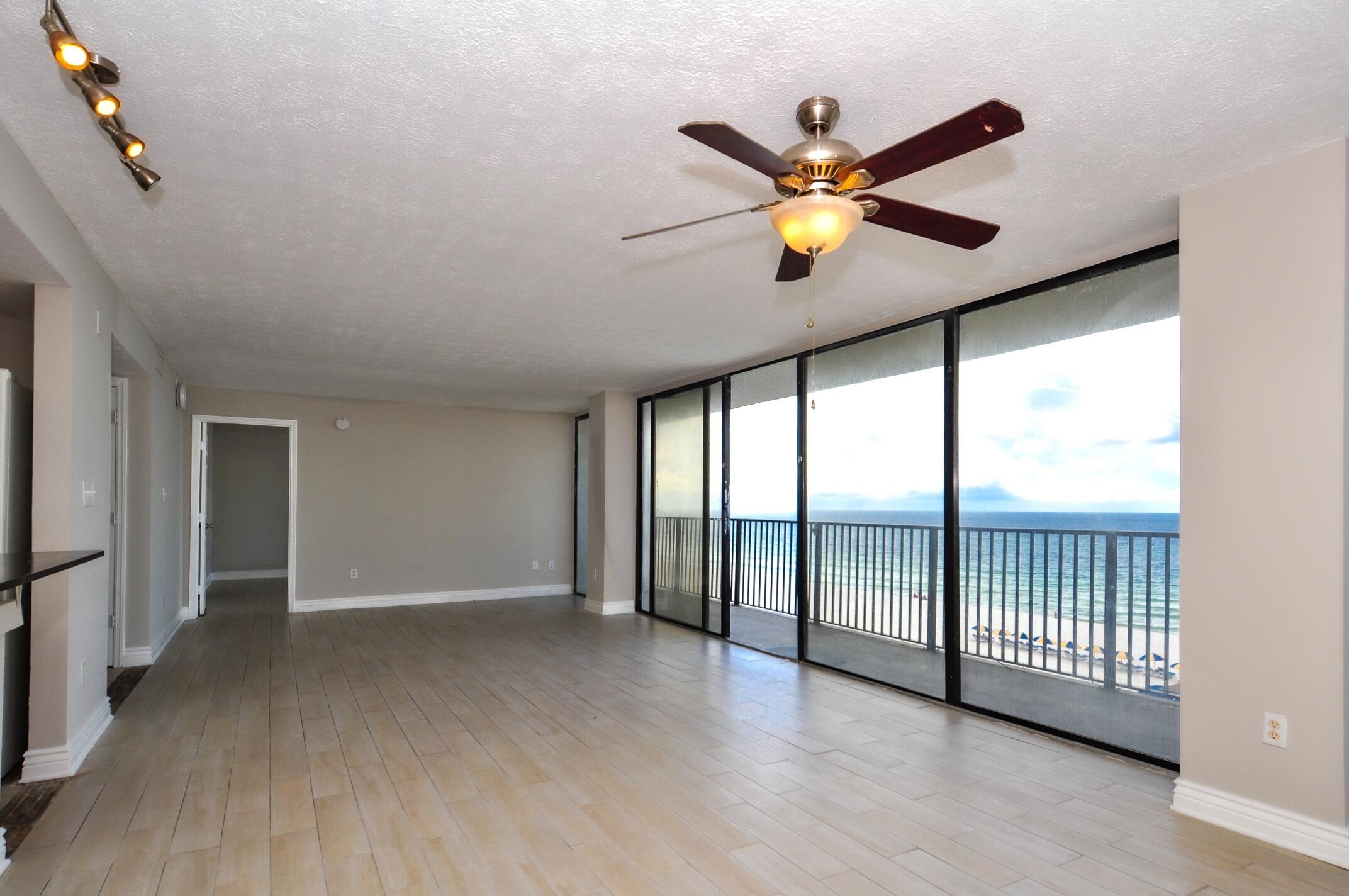 SEACHASE CONDO - Residential