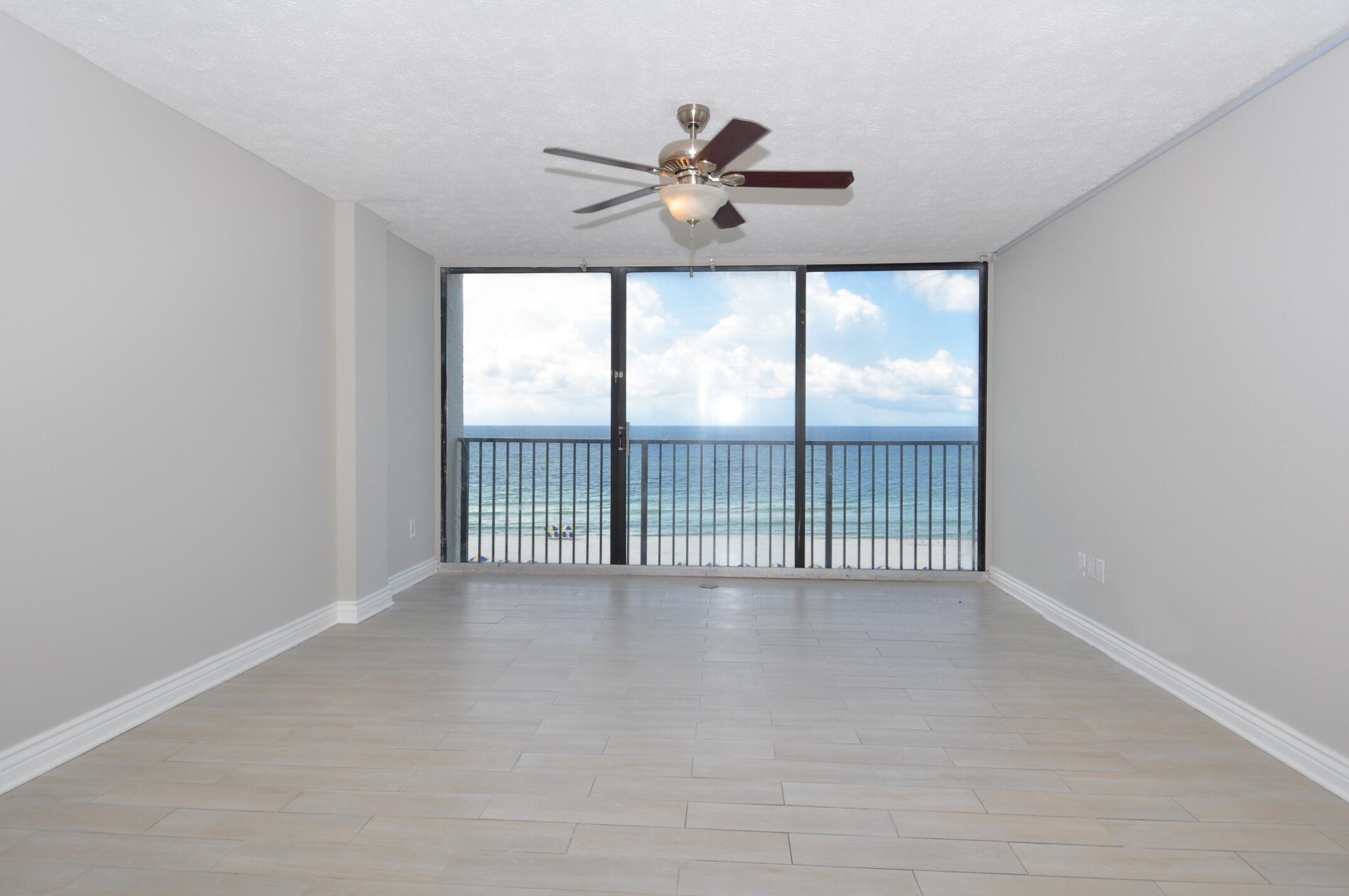 SEACHASE CONDO - Residential