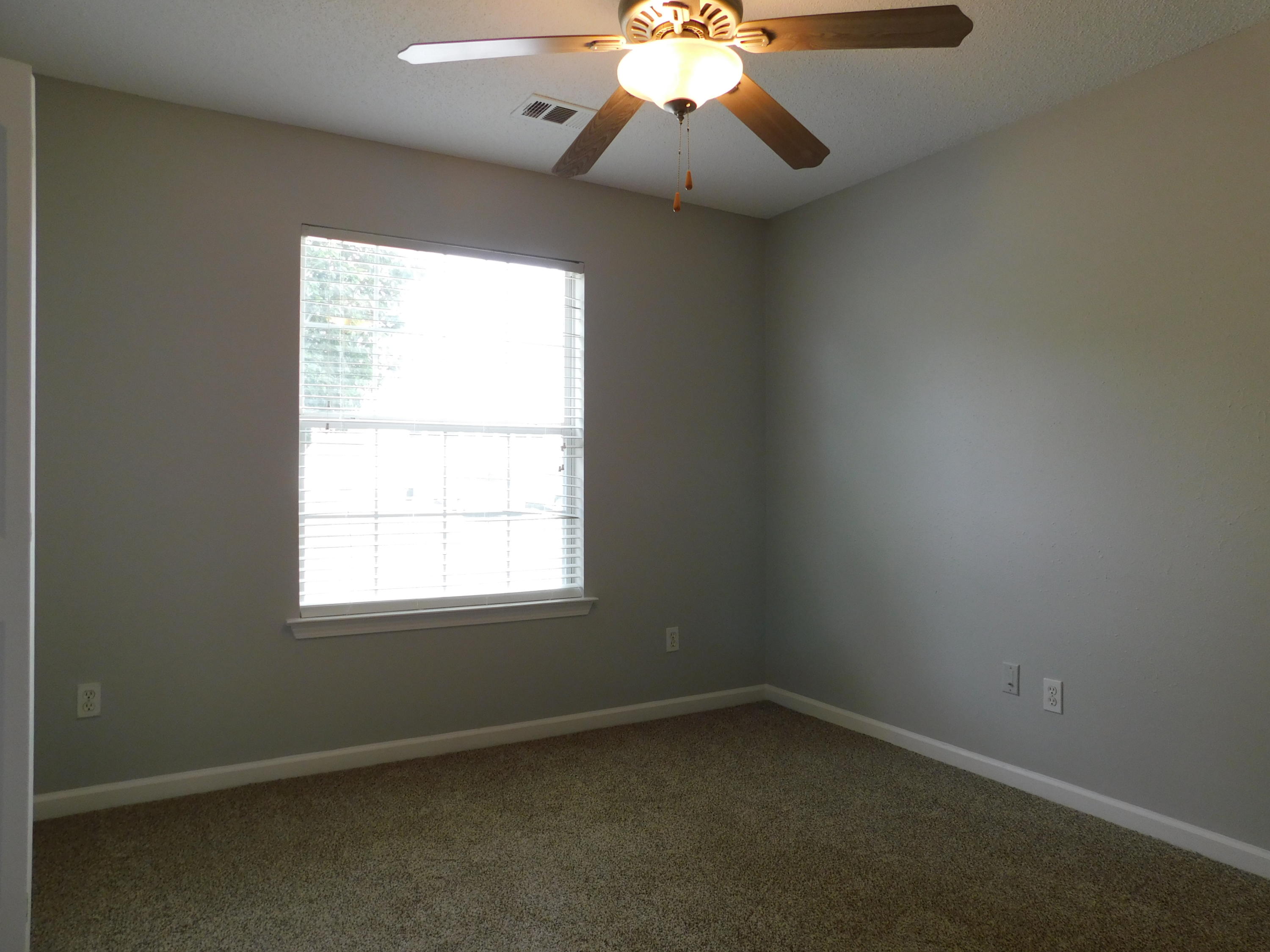 HARLAN SQUARE S/D - Residential
