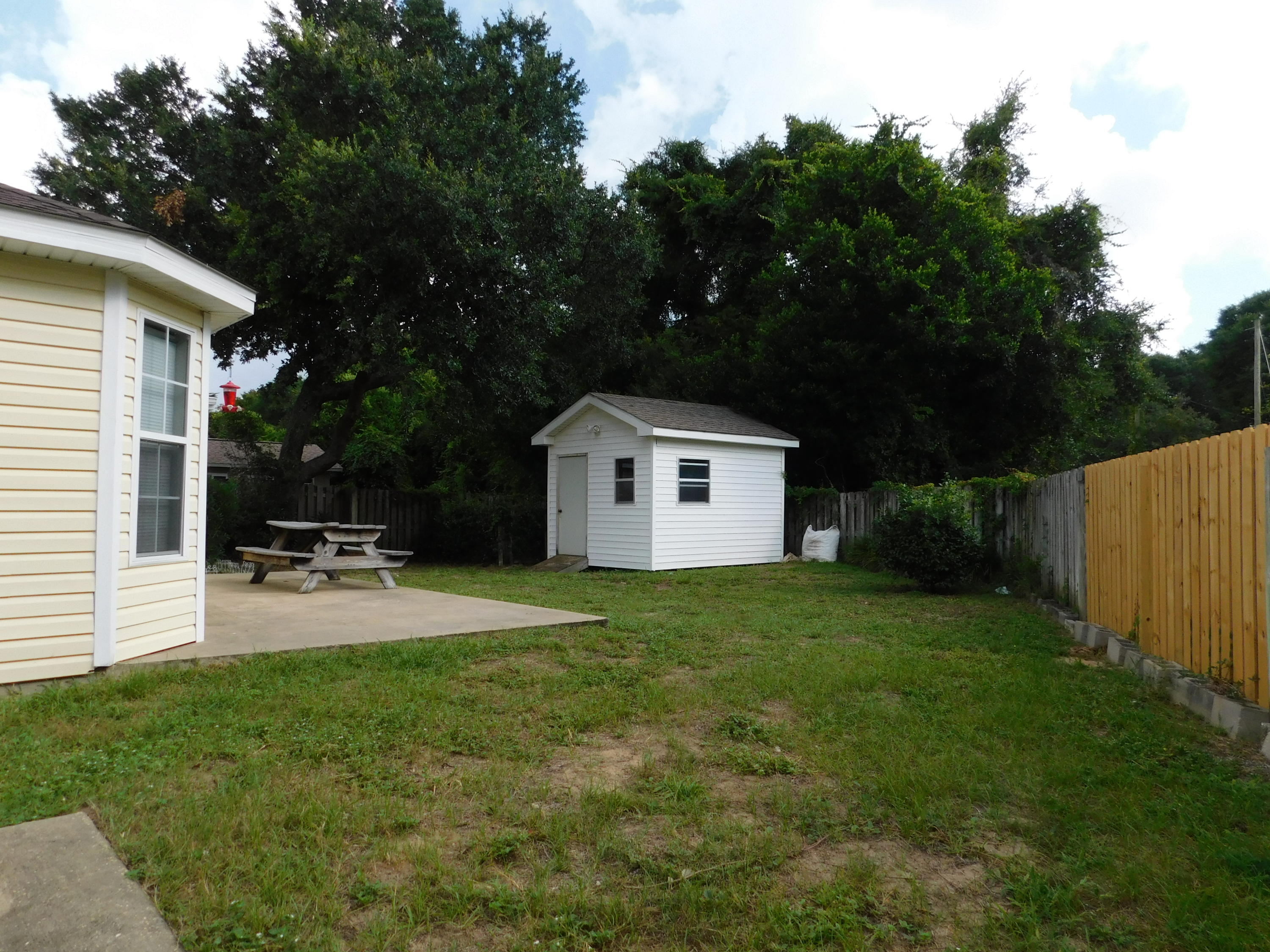 HARLAN SQUARE S/D - Residential