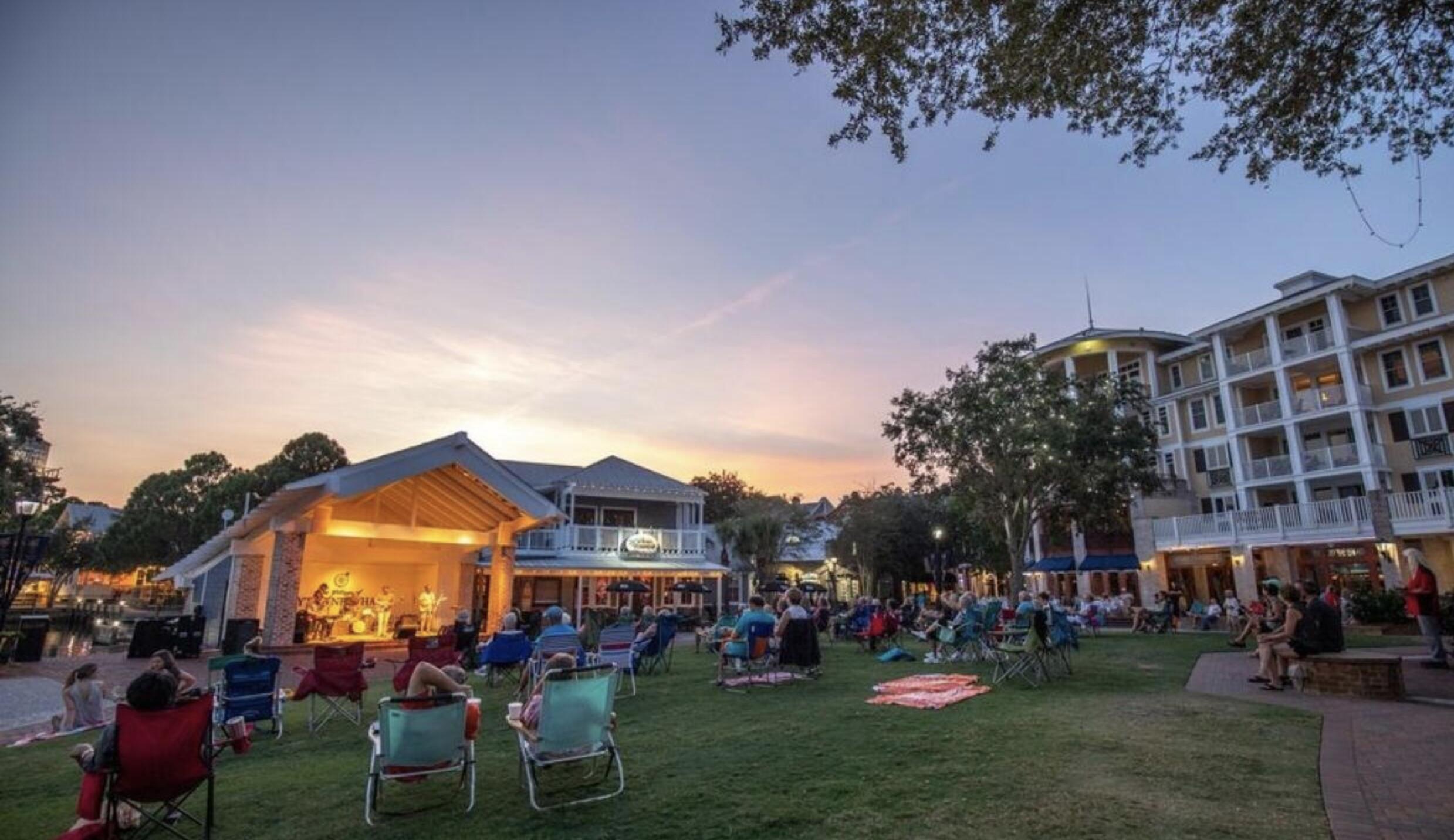 BAYSIDE CONDO SANDESTIN - Residential