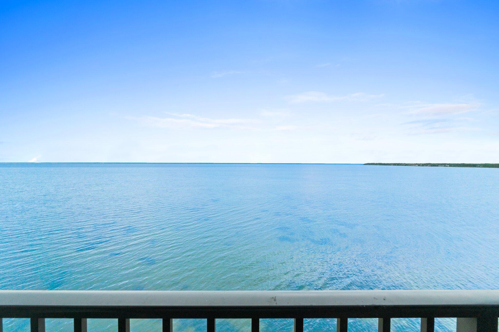 BAYSIDE CONDO SANDESTIN - Residential