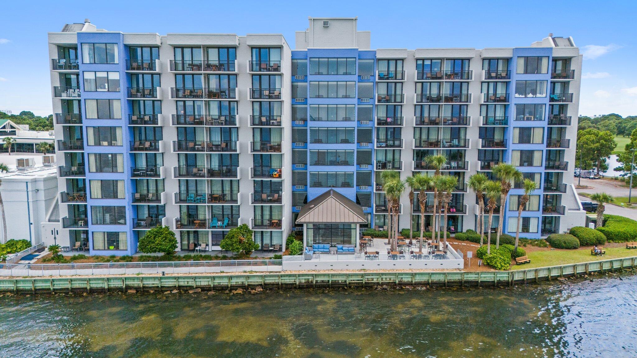 BAYSIDE CONDO SANDESTIN - Residential