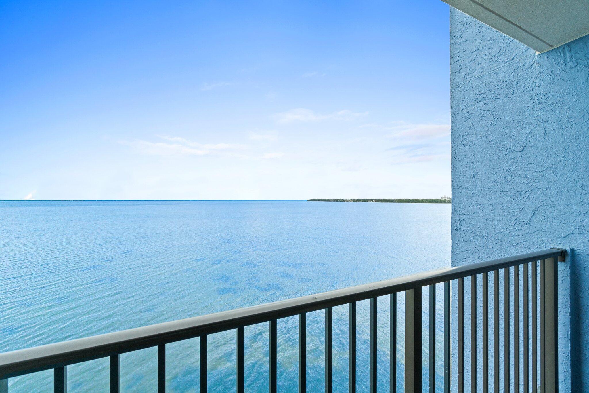 BAYSIDE CONDO SANDESTIN - Residential