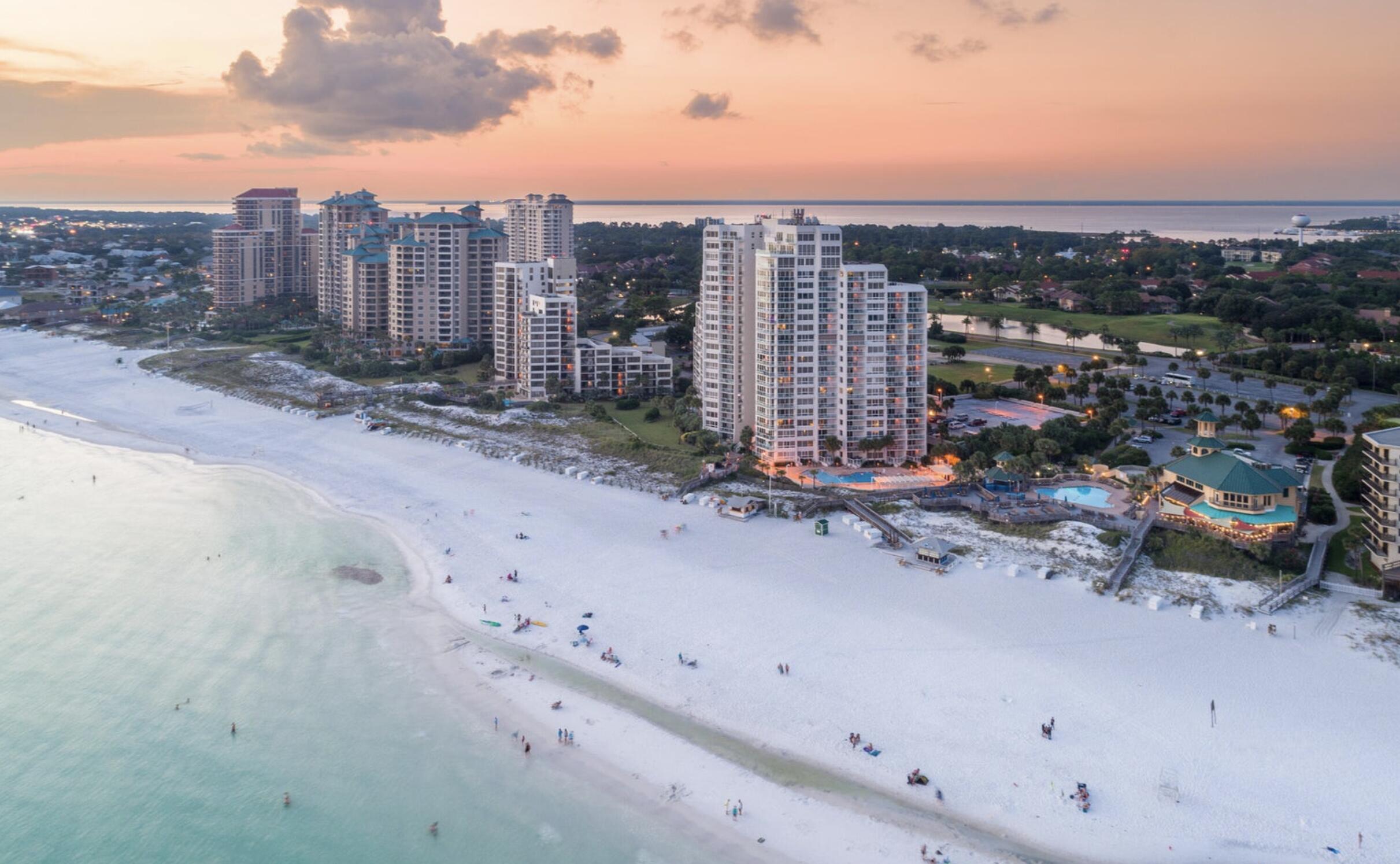 BAYSIDE CONDO SANDESTIN - Residential