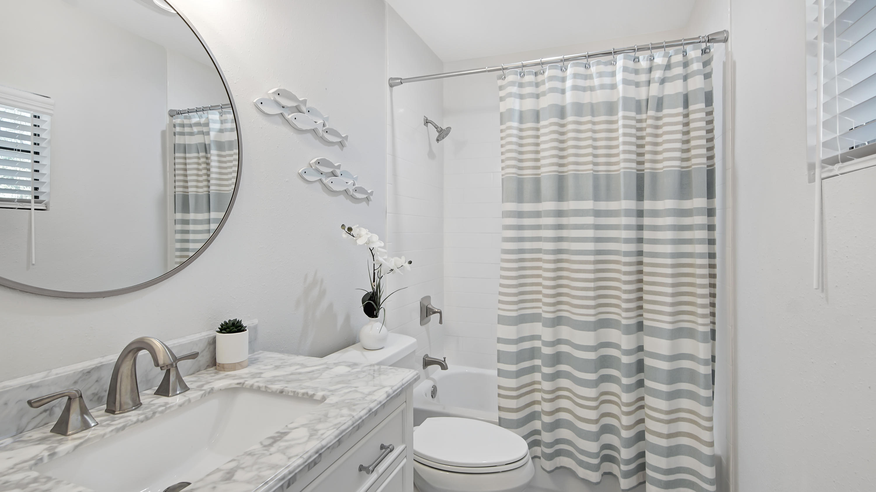 ELLIOTTS POINT 7TH ADDN - Residential