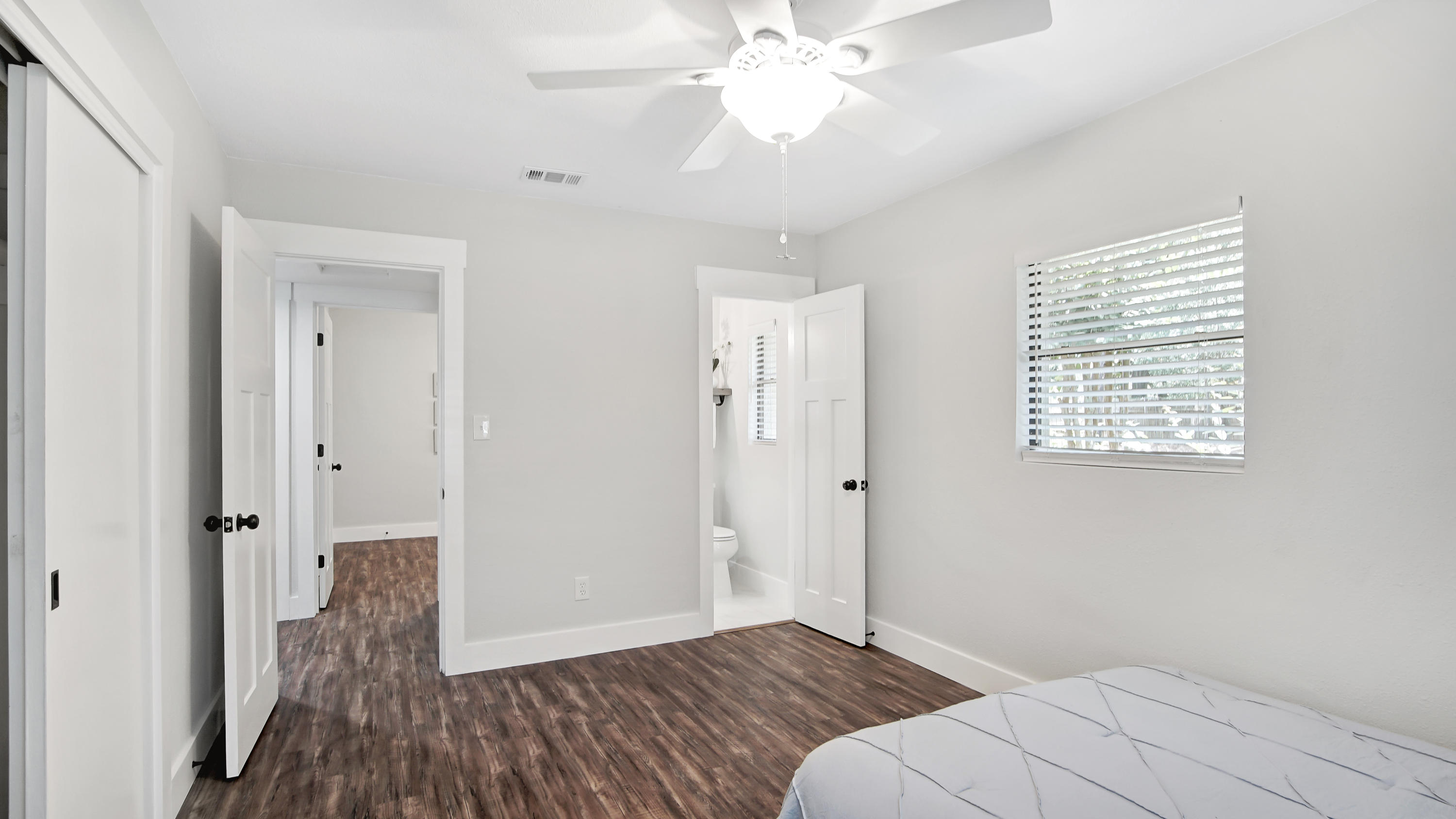 ELLIOTTS POINT 7TH ADDN - Residential