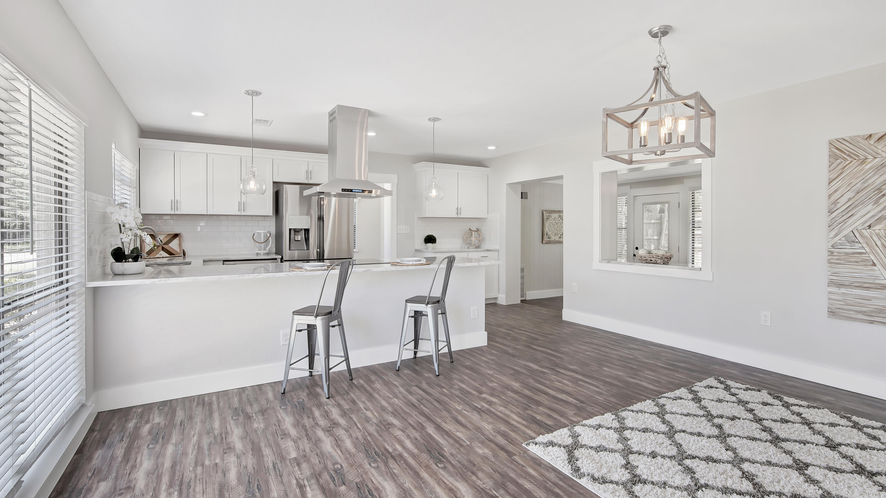 ELLIOTTS POINT 7TH ADDN - Residential