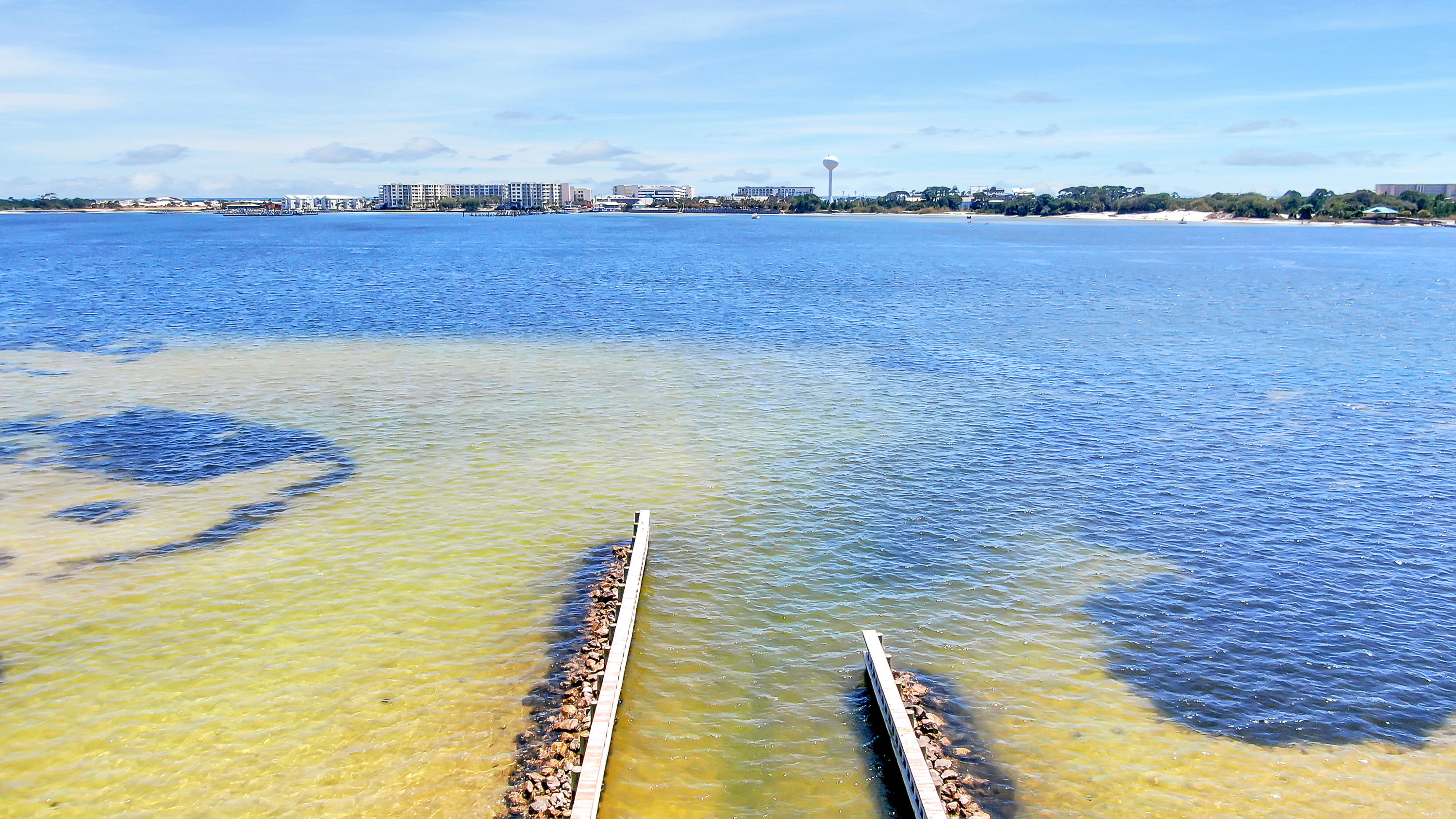 ELLIOTTS POINT 7TH ADDN - Residential