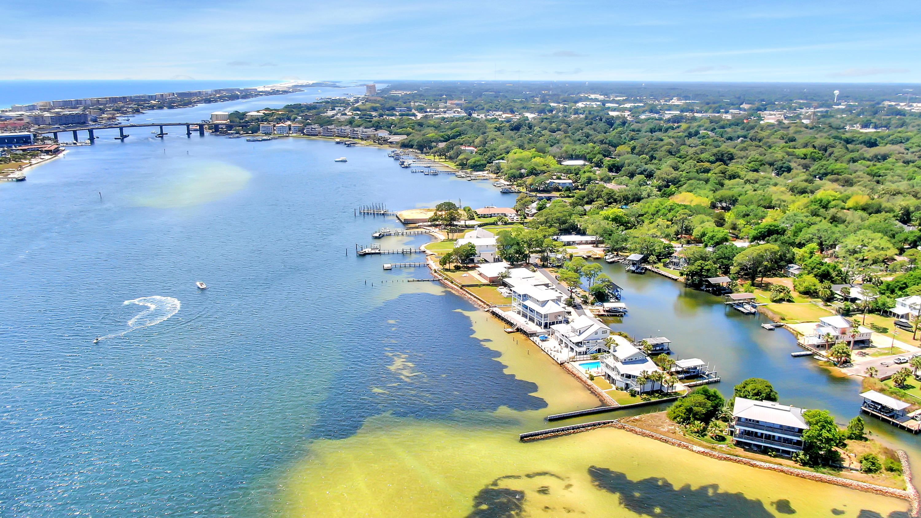 ELLIOTTS POINT 7TH ADDN - Residential