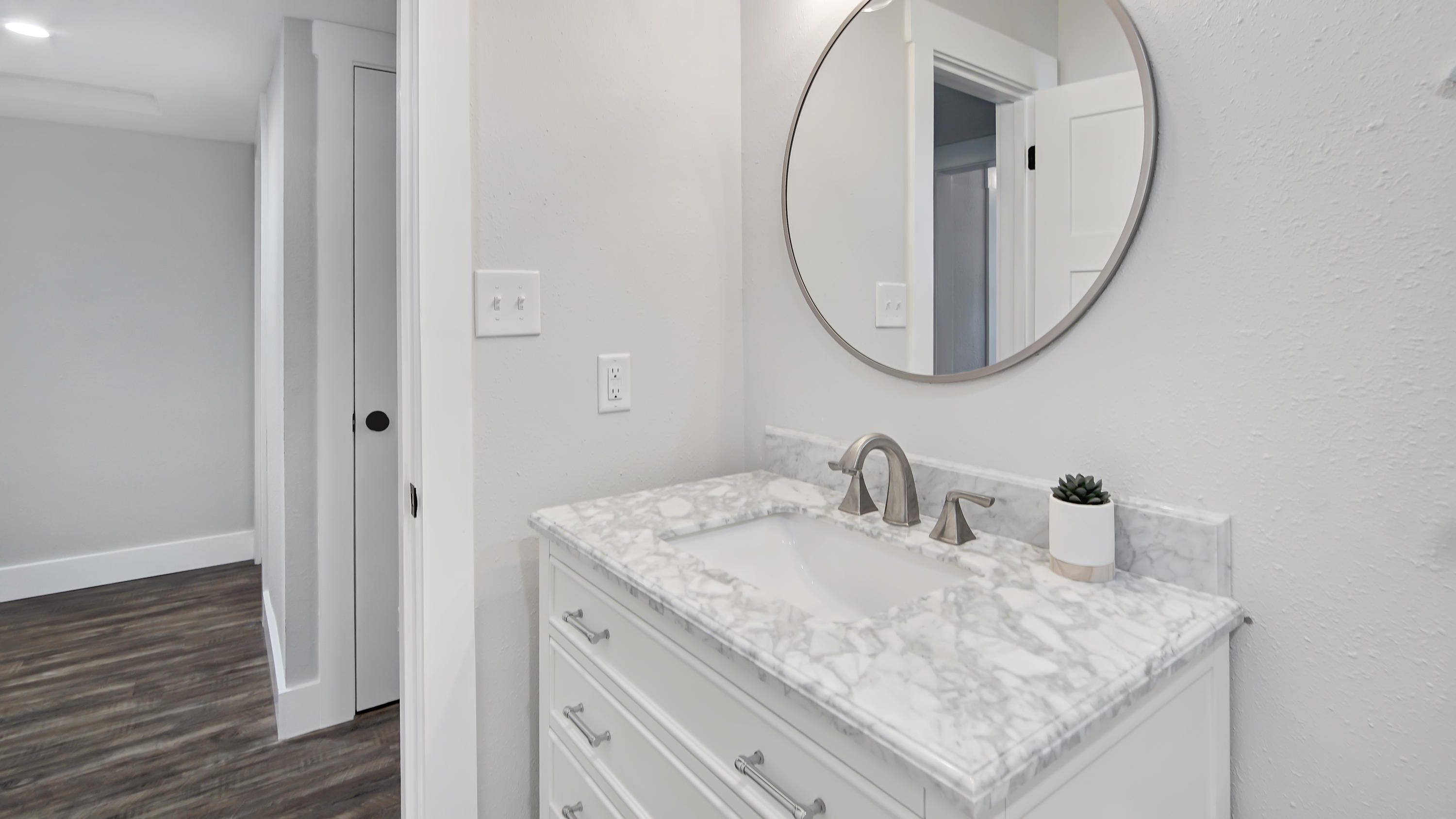 ELLIOTTS POINT 7TH ADDN - Residential