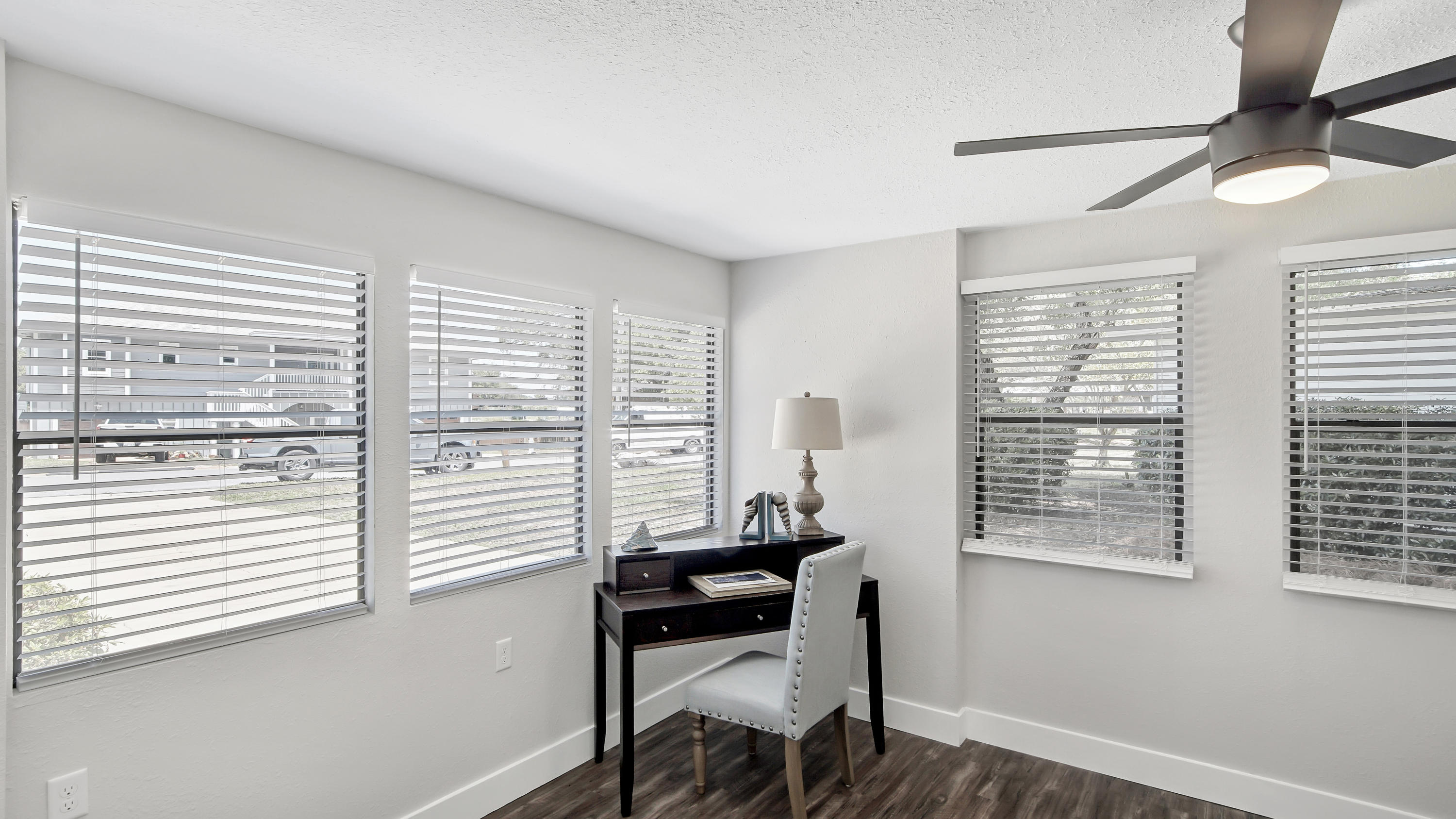 ELLIOTTS POINT 7TH ADDN - Residential