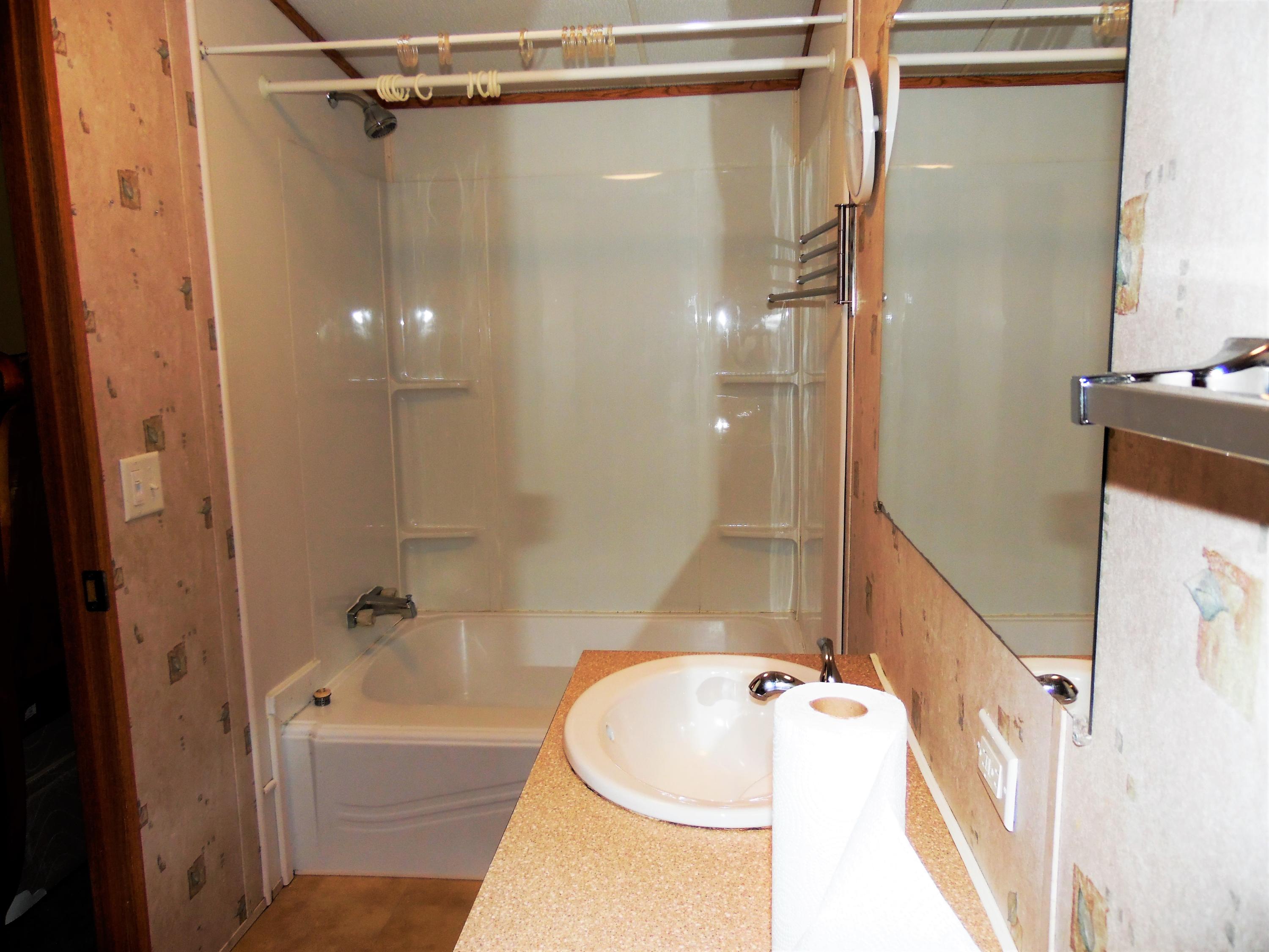 OAKWOOD HILLS UNIT 5 - Residential