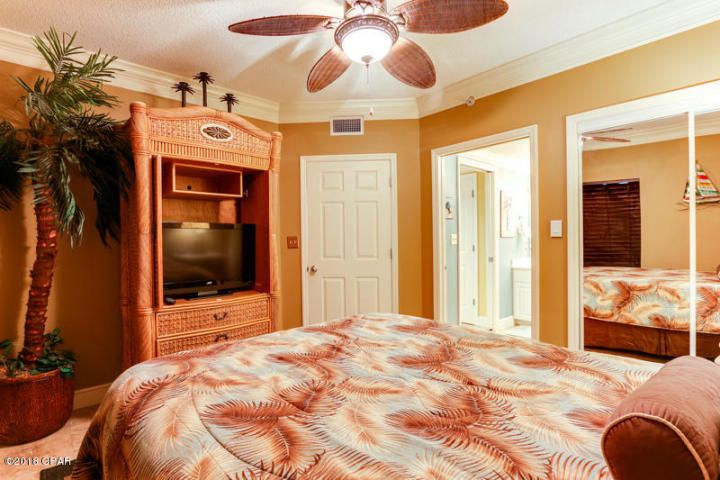 MAJESTIC BEACH TOWERS I - Residential