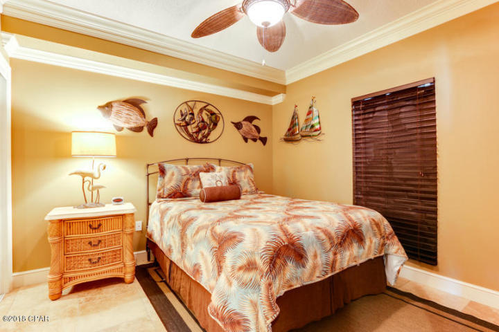 MAJESTIC BEACH TOWERS I - Residential