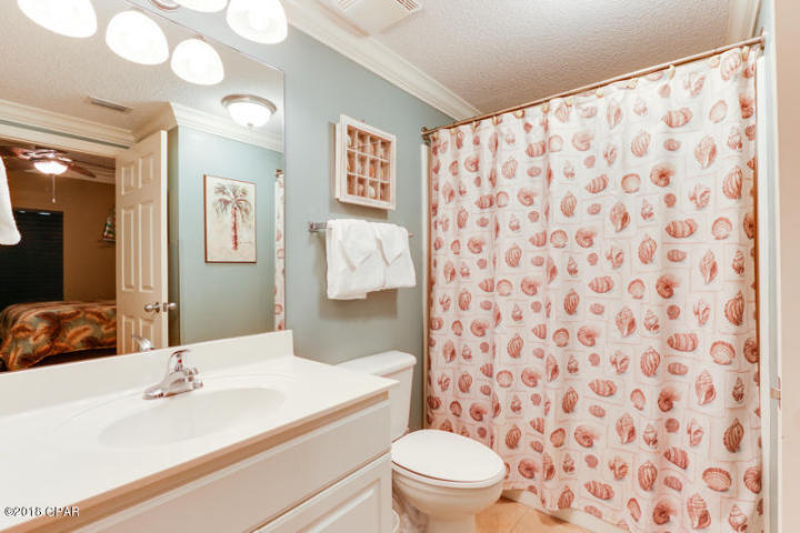 MAJESTIC BEACH TOWERS I - Residential