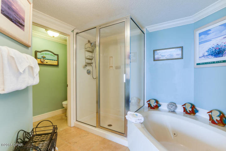 MAJESTIC BEACH TOWERS I - Residential