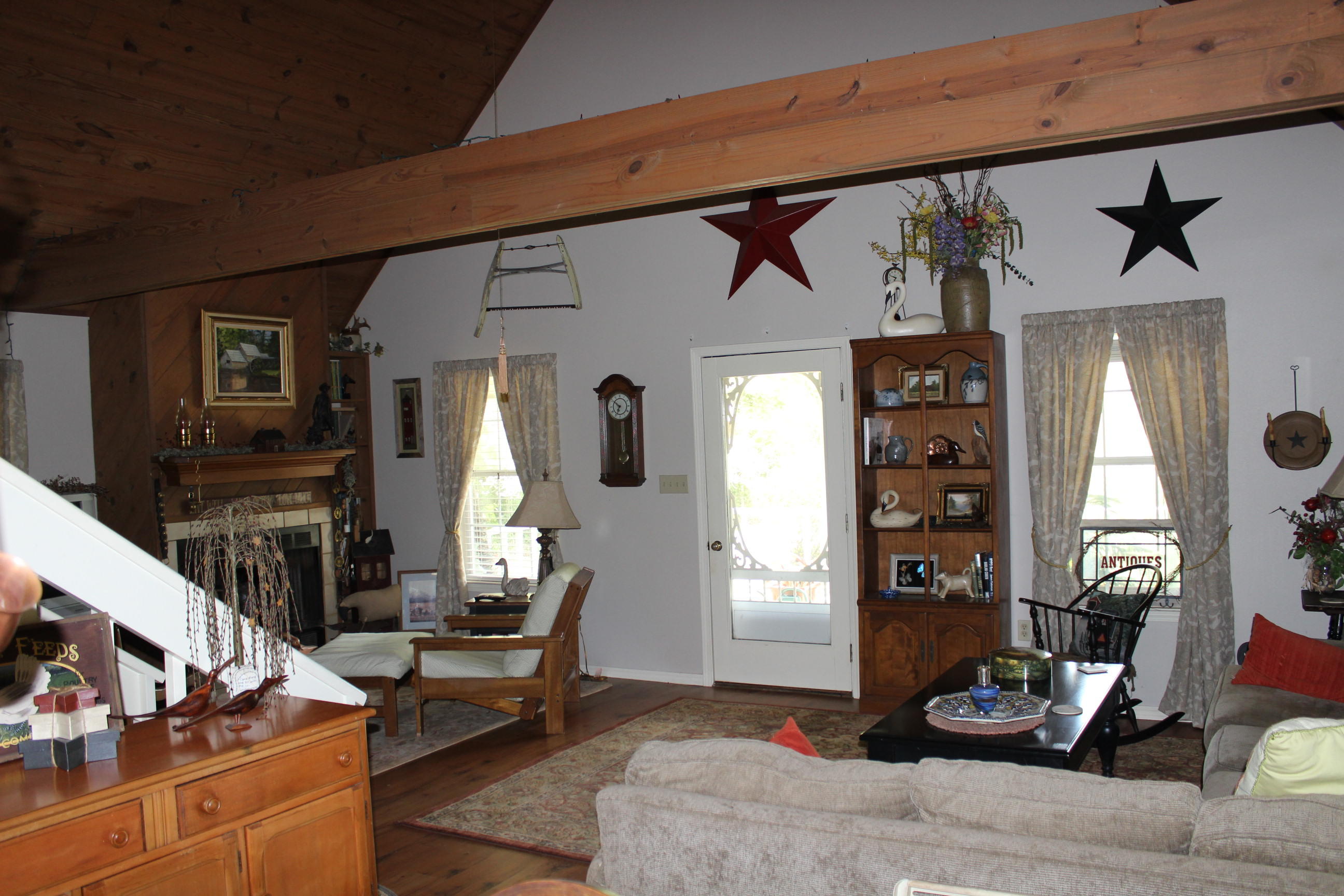 Earl Campbell Rd - Farm