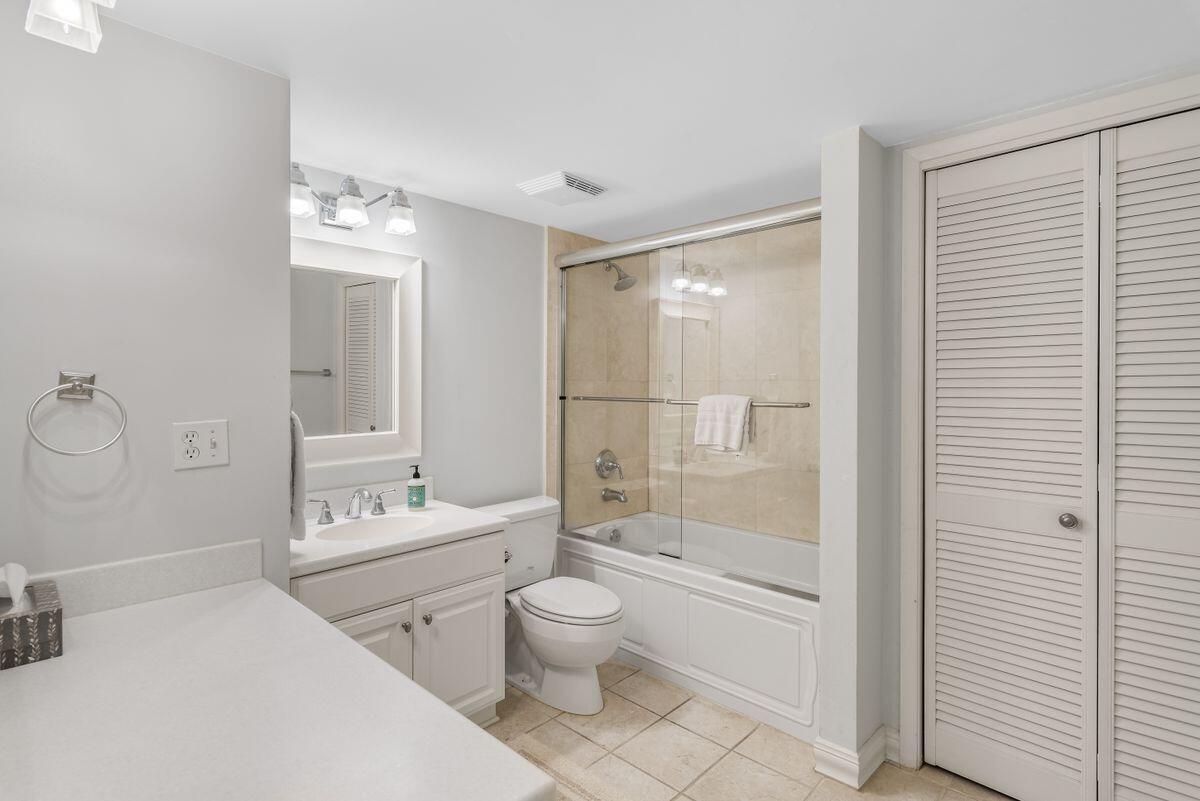 SHORELINE TOWERS 2 - Residential