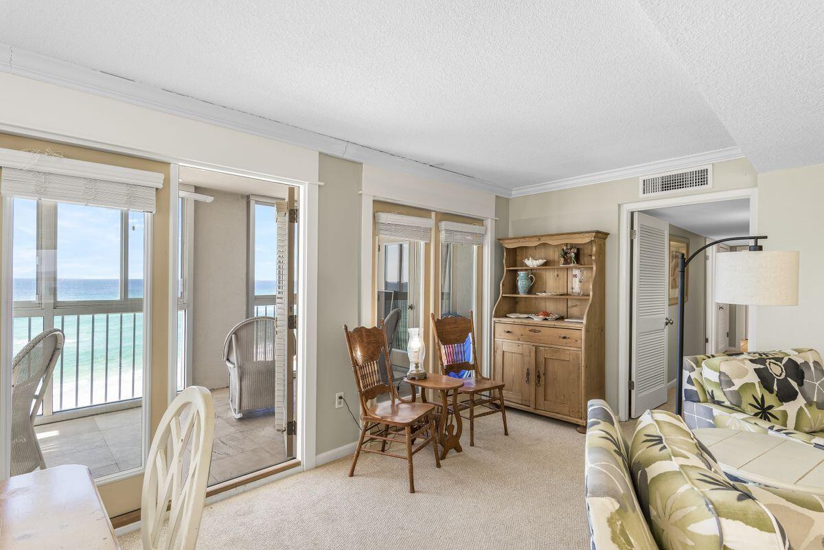 SHORELINE TOWERS 2 - Residential