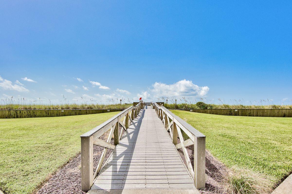 SHORELINE TOWERS 2 - Residential