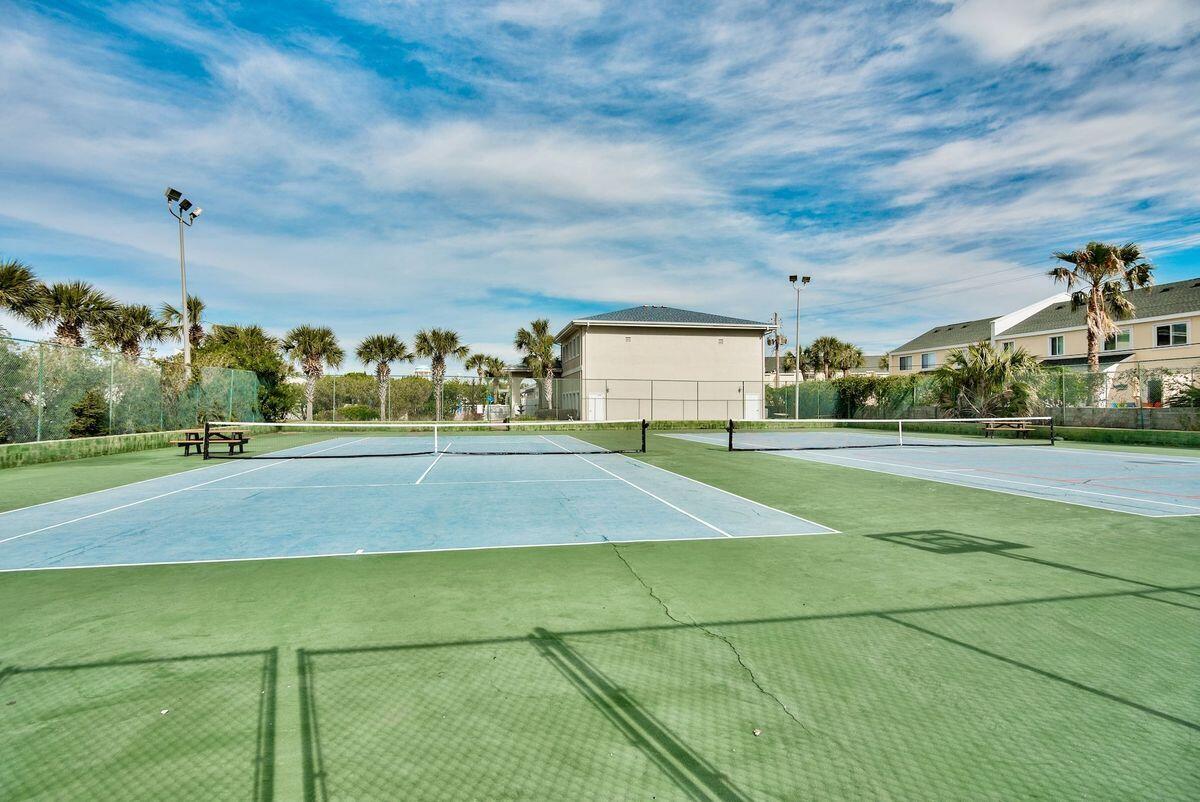 SHORELINE TOWERS 2 - Residential