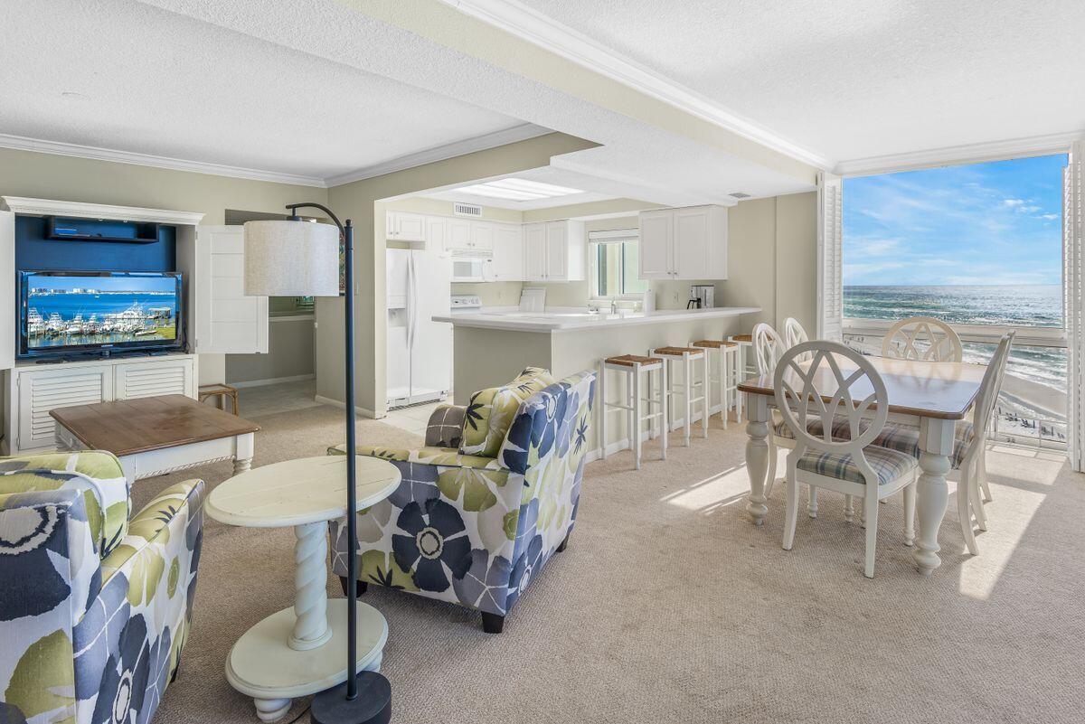 SHORELINE TOWERS 2 - Residential