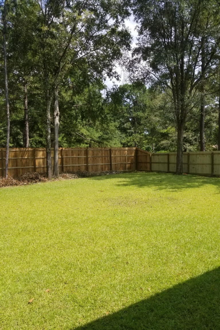 CRESTVIEW - Residential