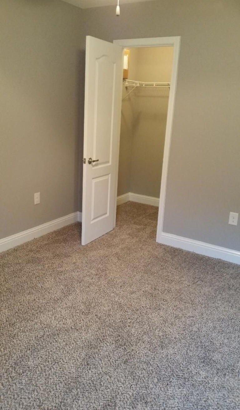CRESTVIEW - Residential