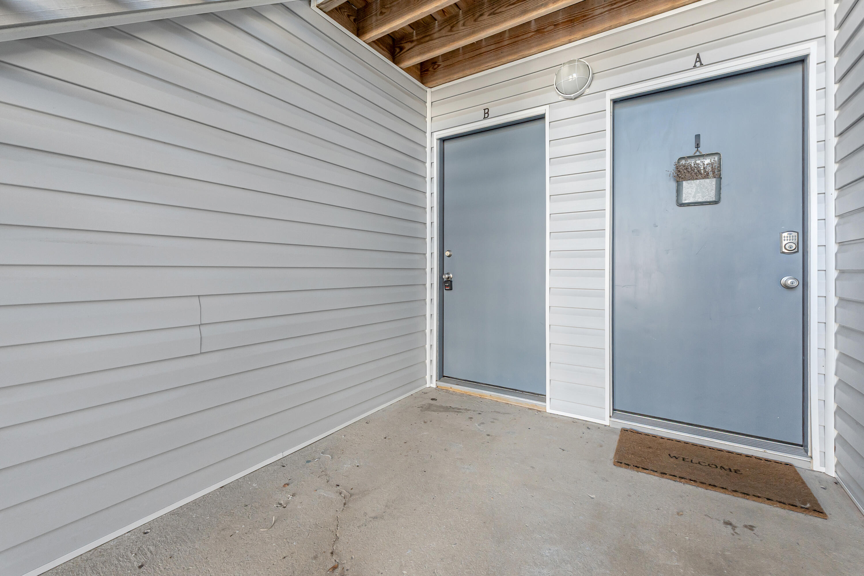 FINISTERRA CONDO - Residential