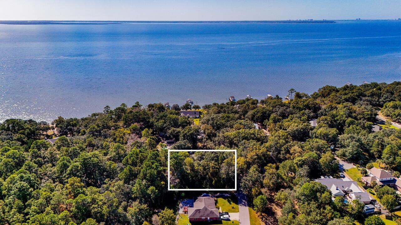 INDIAN BAY - Land