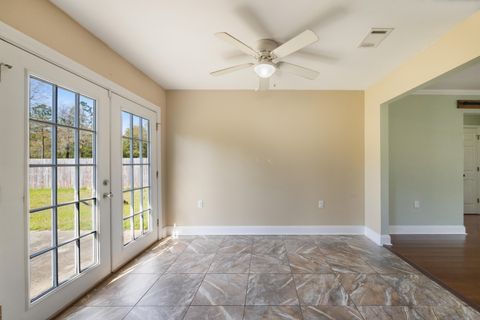 A home in Crestview
