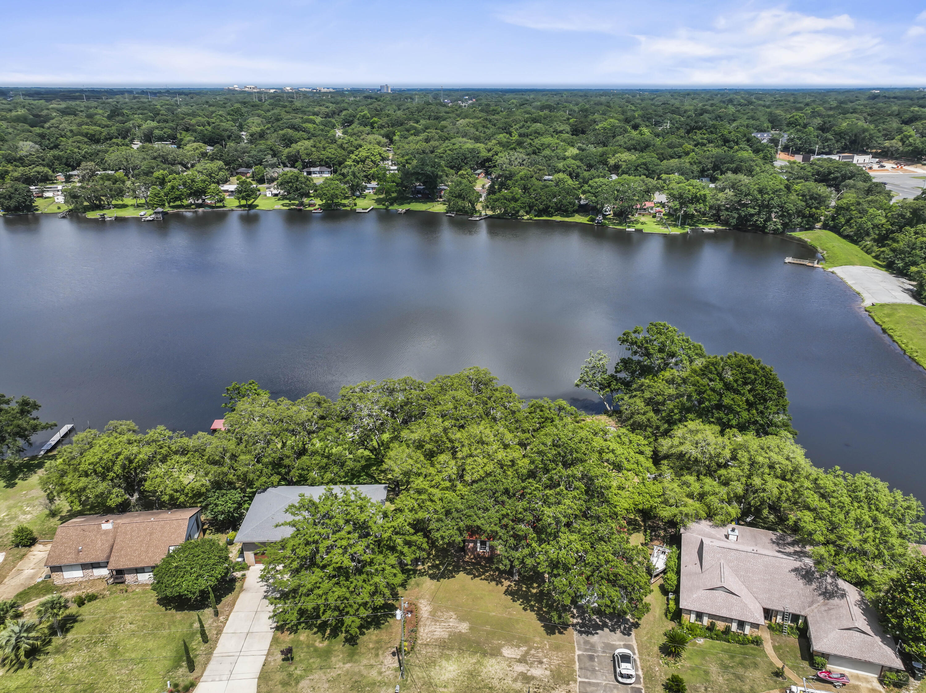 CRESCENT LAKE WEST UNIT 1 - Residential