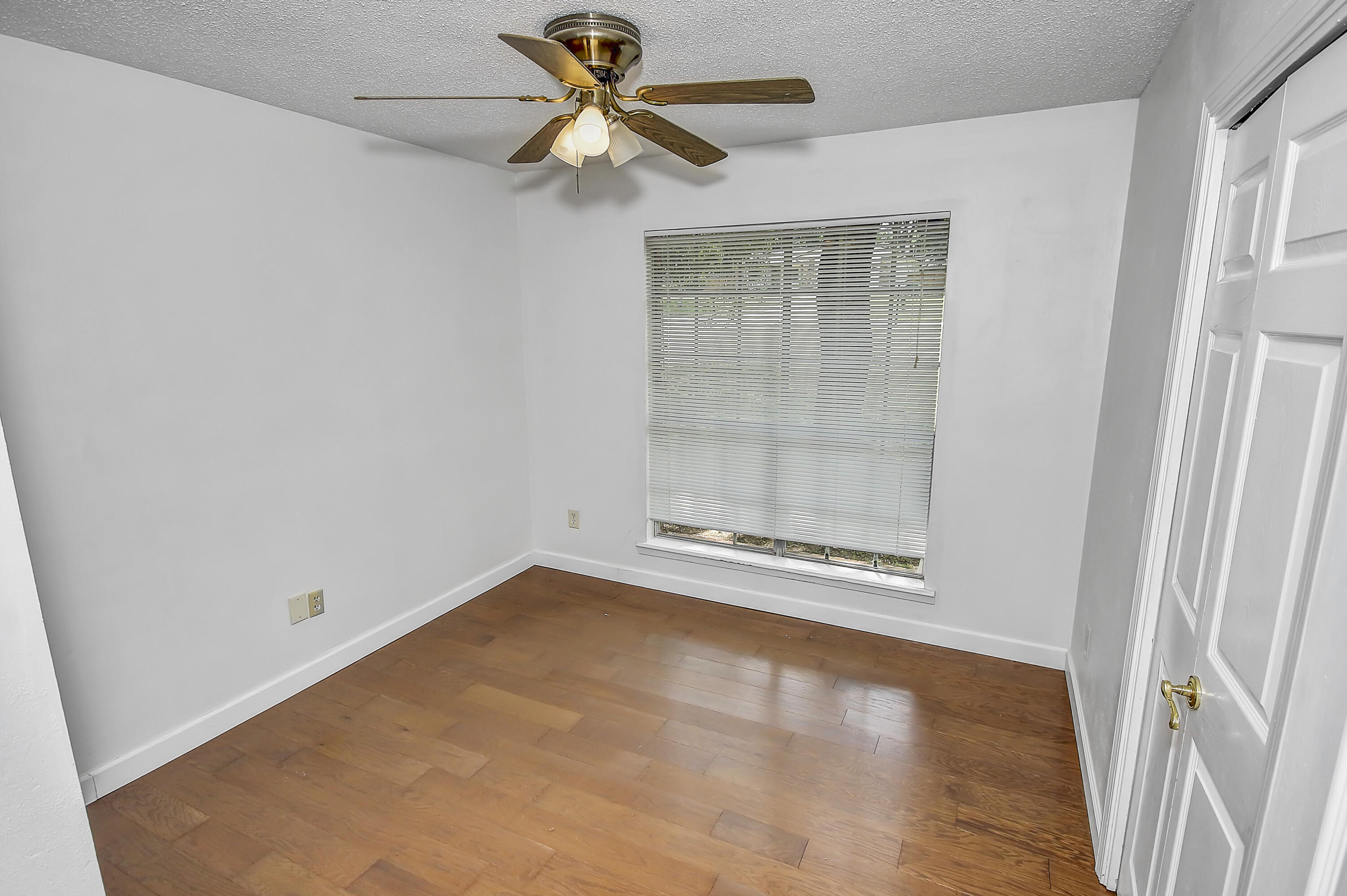 CRESCENT LAKE WEST UNIT 1 - Residential