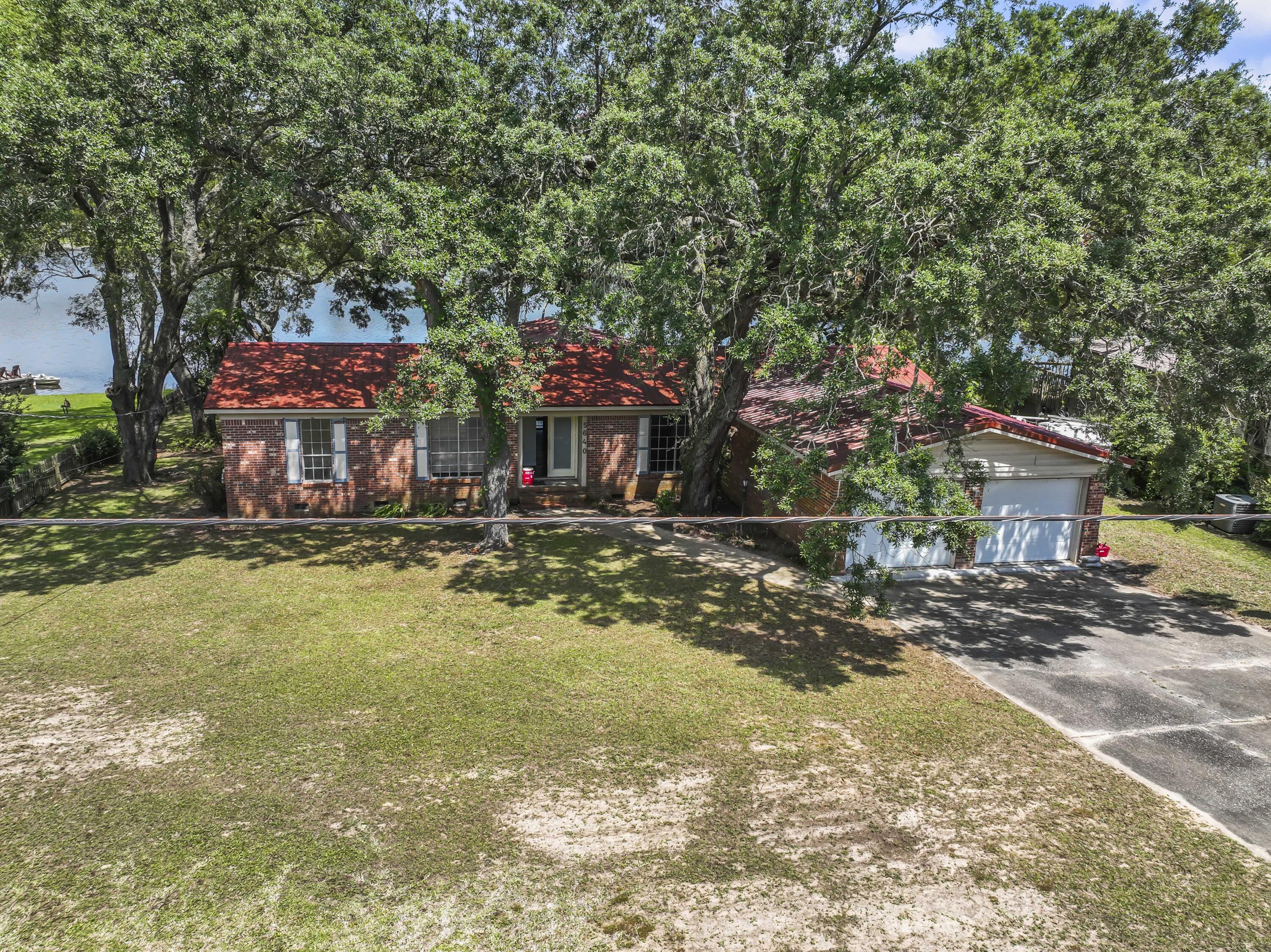CRESCENT LAKE WEST UNIT 1 - Residential