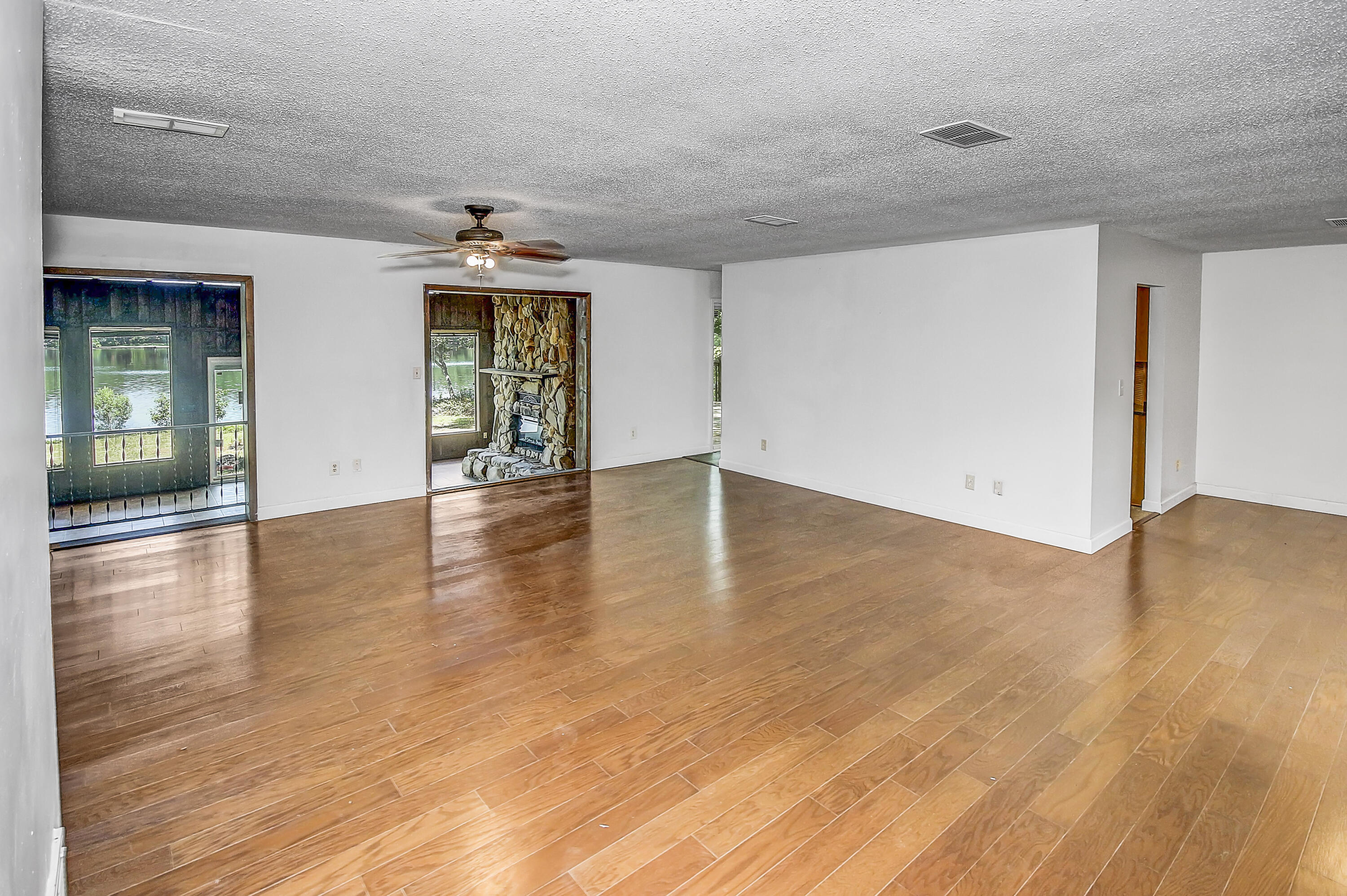 CRESCENT LAKE WEST UNIT 1 - Residential
