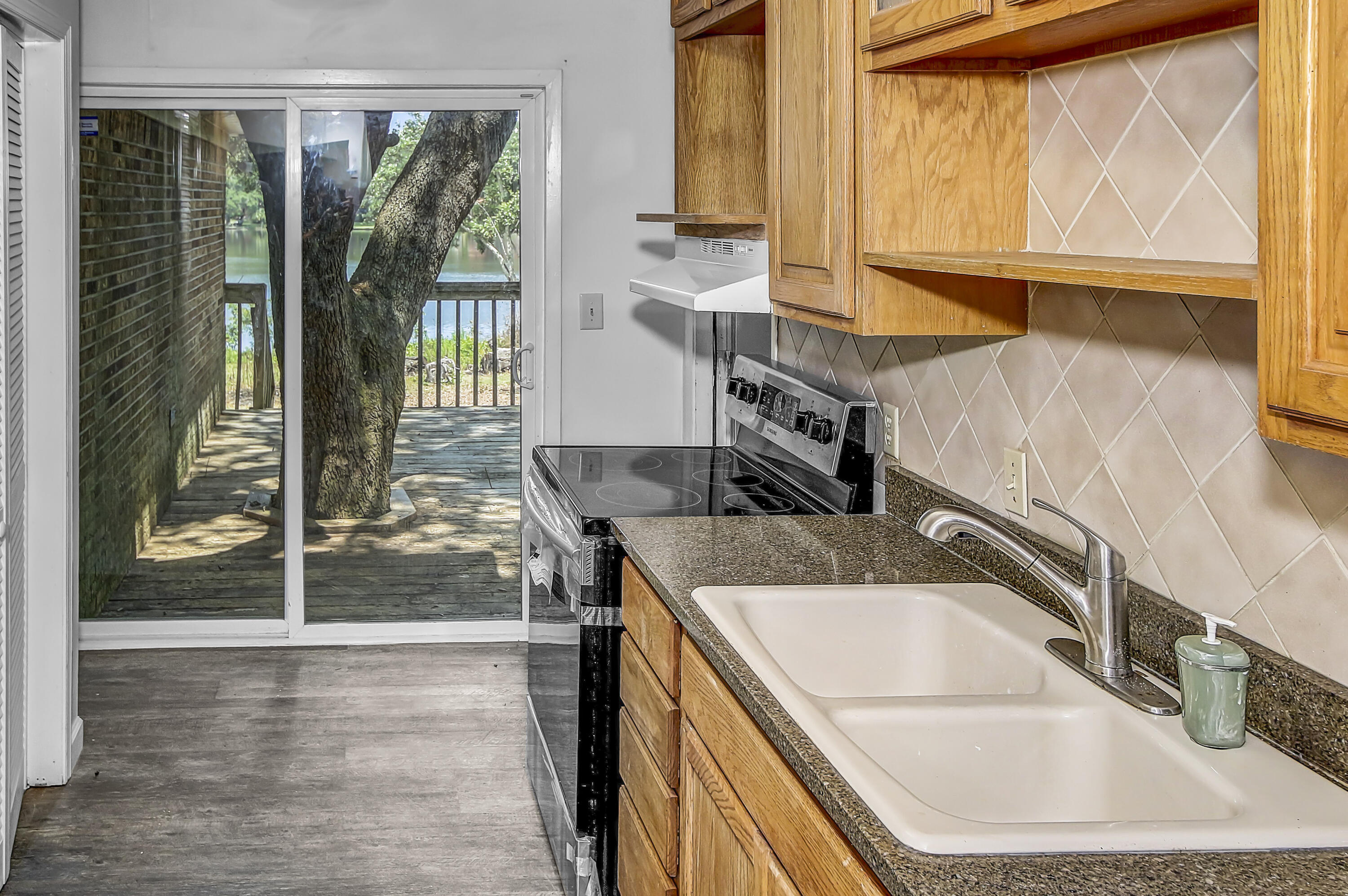 CRESCENT LAKE WEST UNIT 1 - Residential