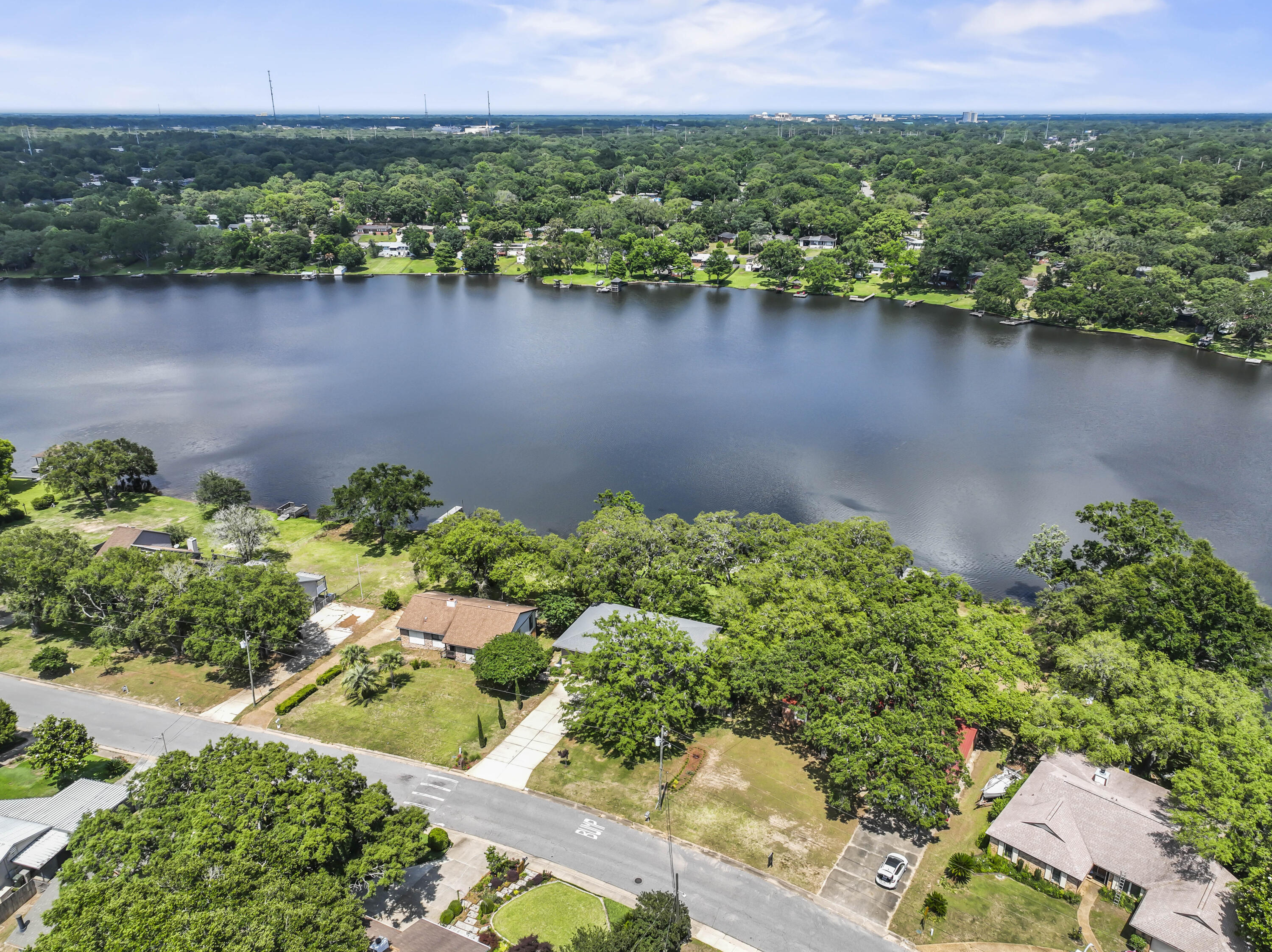 CRESCENT LAKE WEST UNIT 1 - Residential