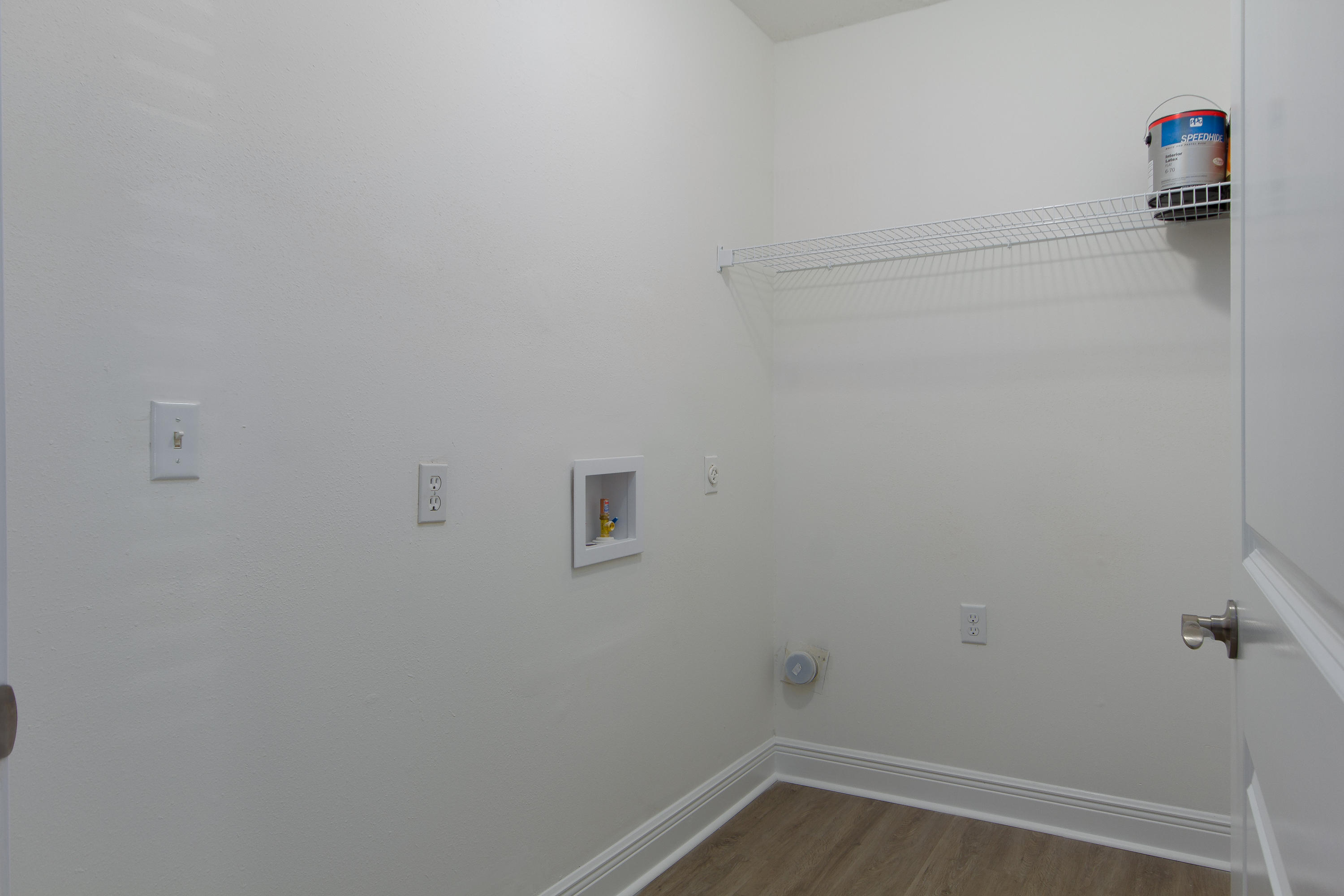 WYNNEHAVEN BCH EST 1ST LOT 17 BLK 2 - Residential