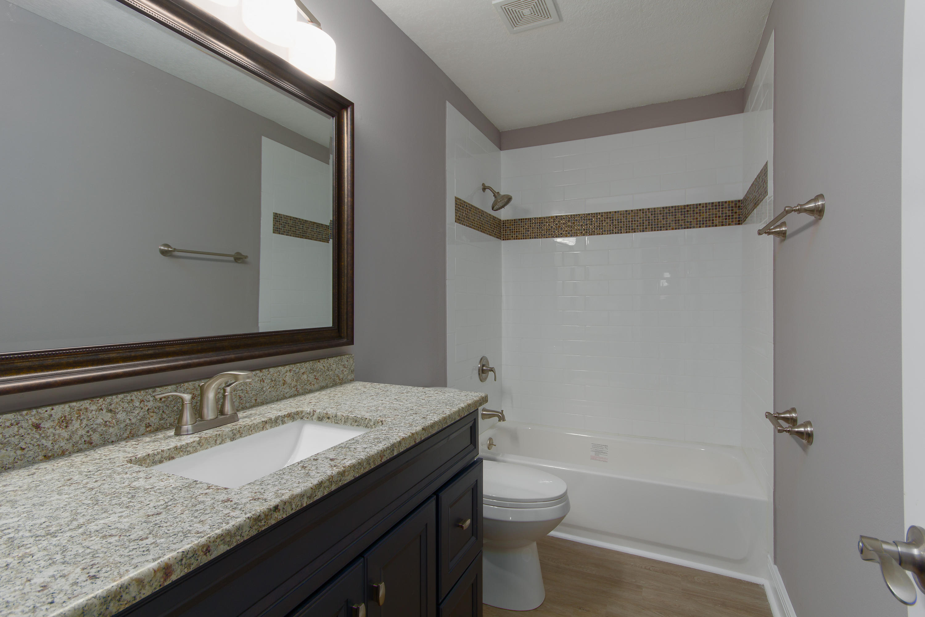 WYNNEHAVEN BCH EST 1ST LOT 17 BLK 2 - Residential