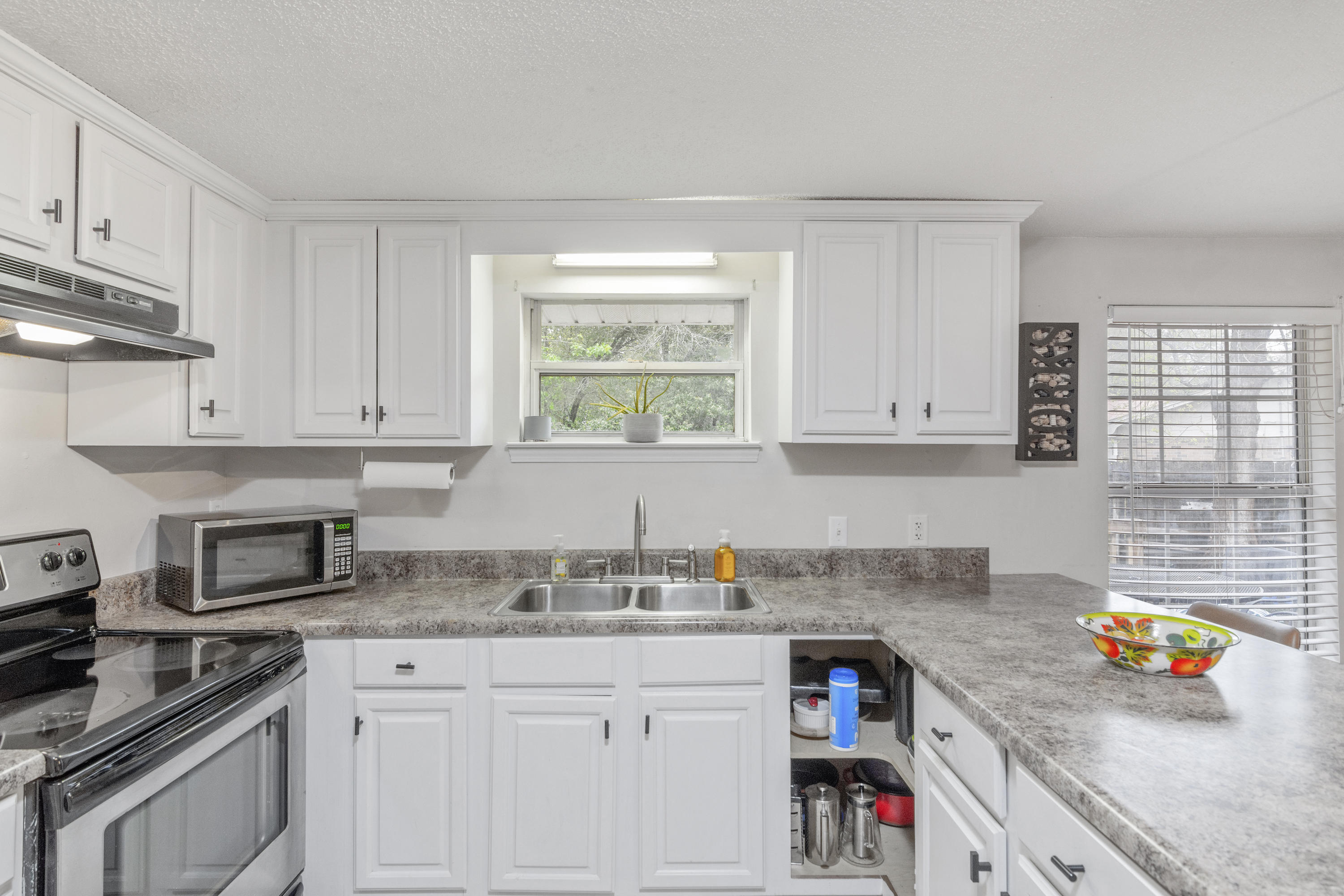 ADAMS POWELL EAST - Residential