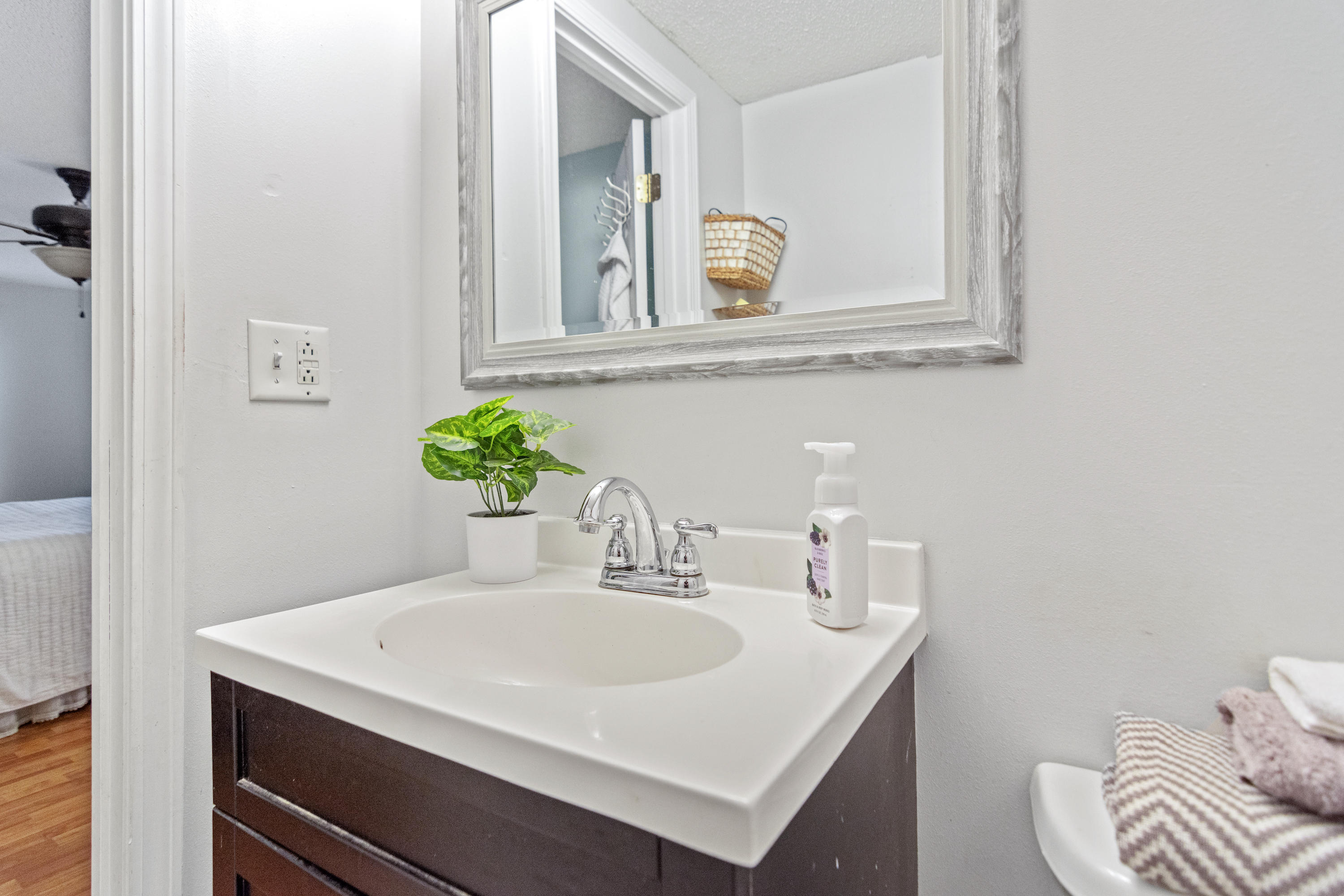 ADAMS POWELL EAST - Residential