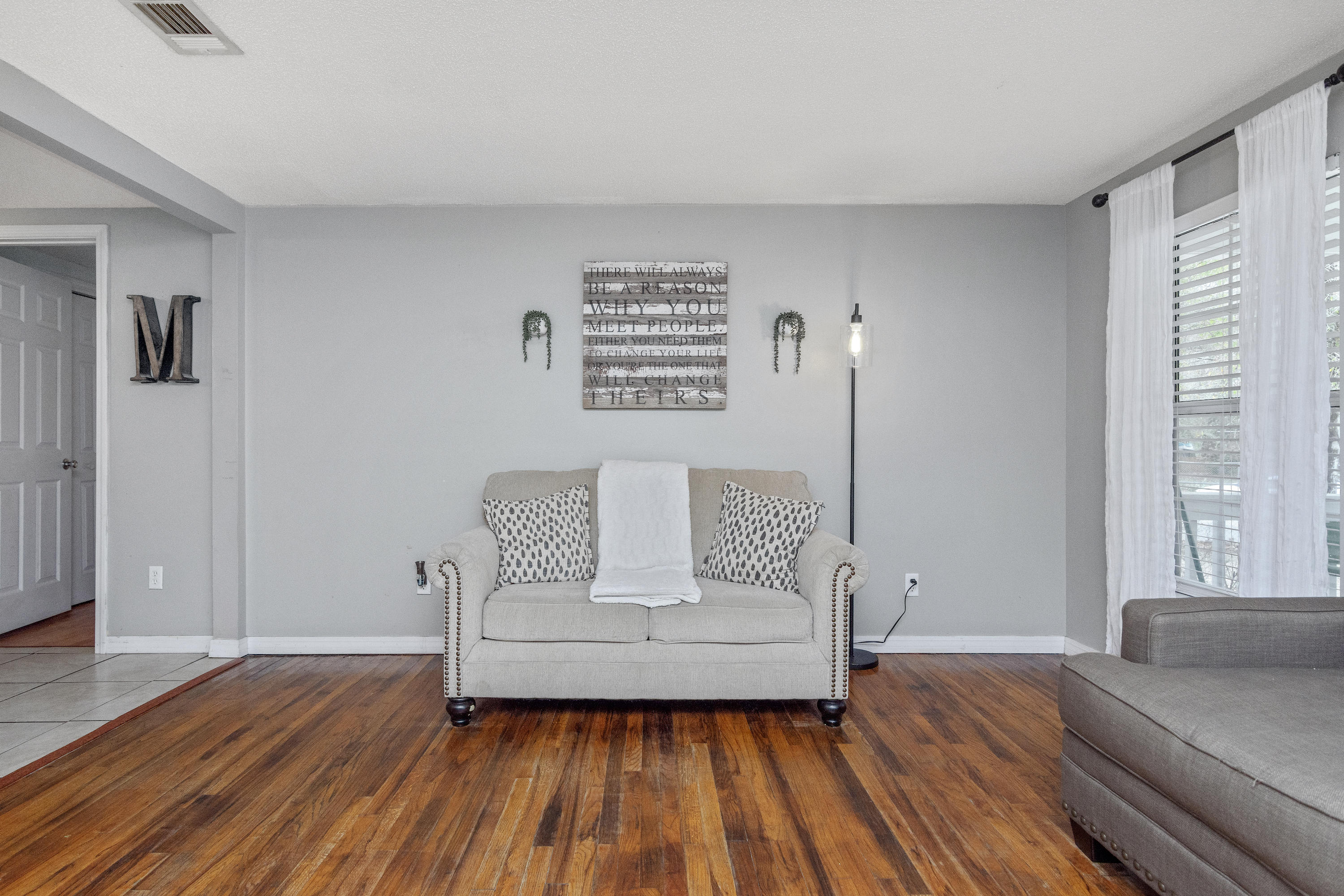 ADAMS POWELL EAST - Residential