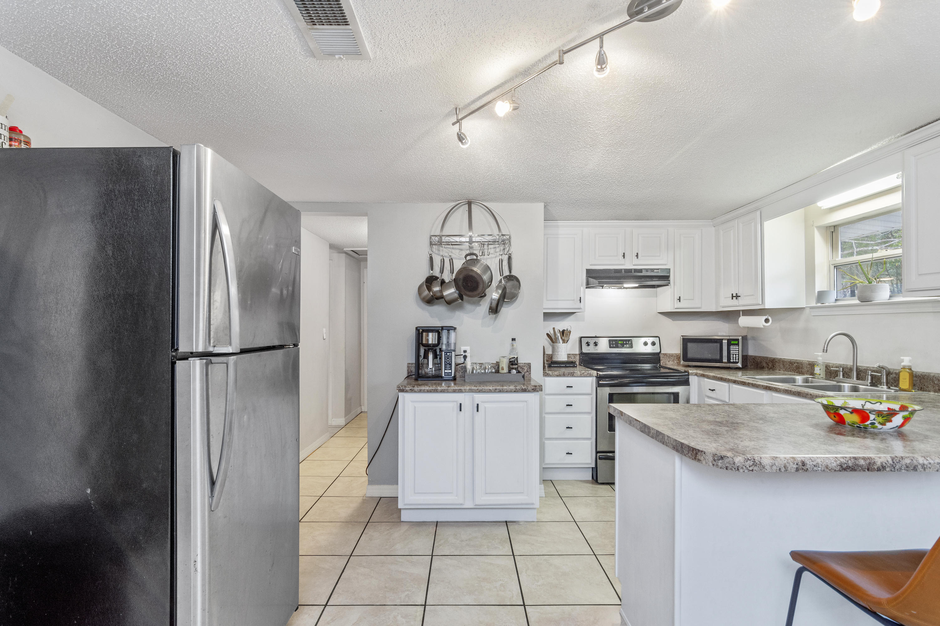 ADAMS POWELL EAST - Residential