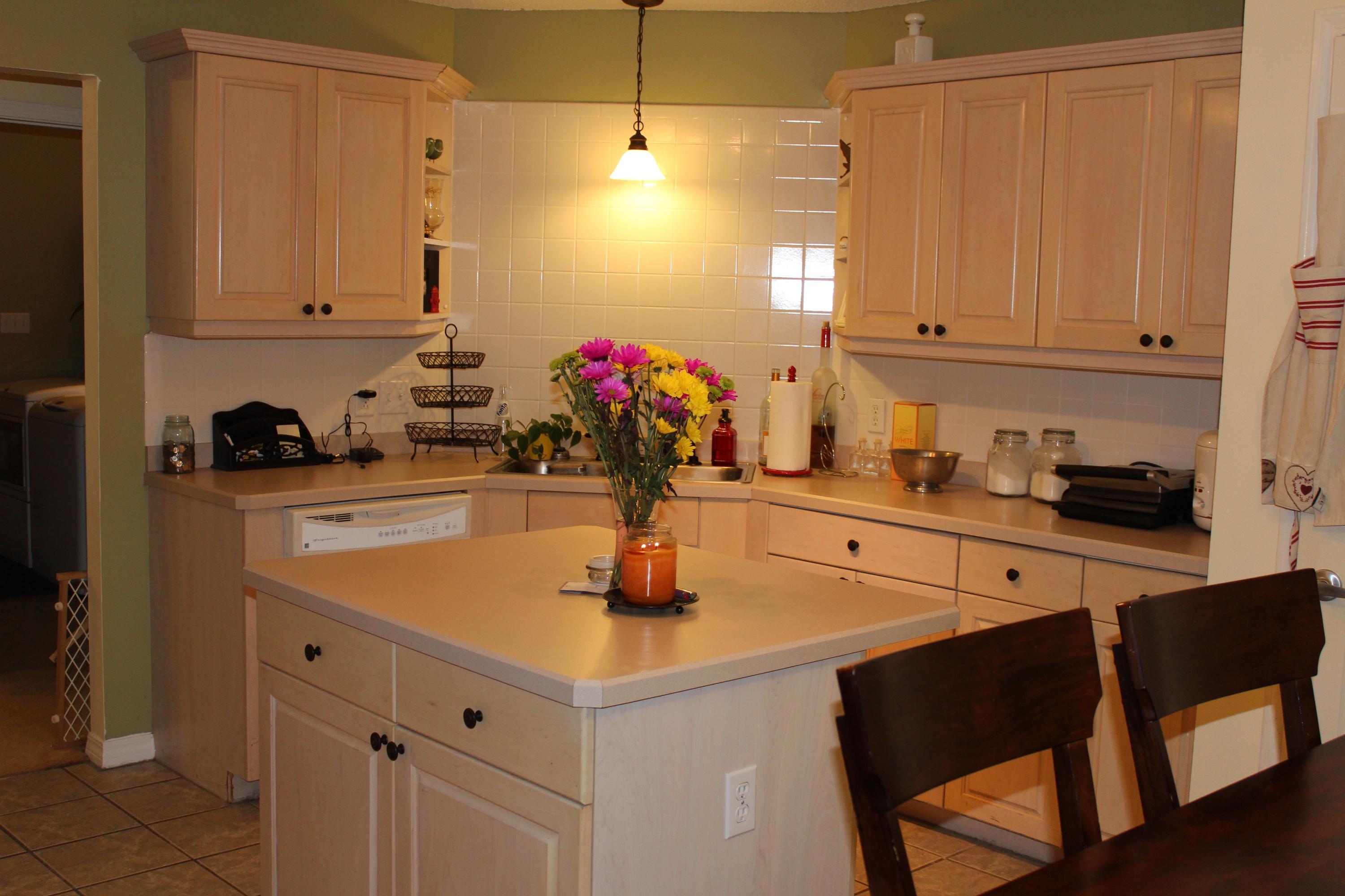 COUNTRY BREEZE ESTATES - Residential