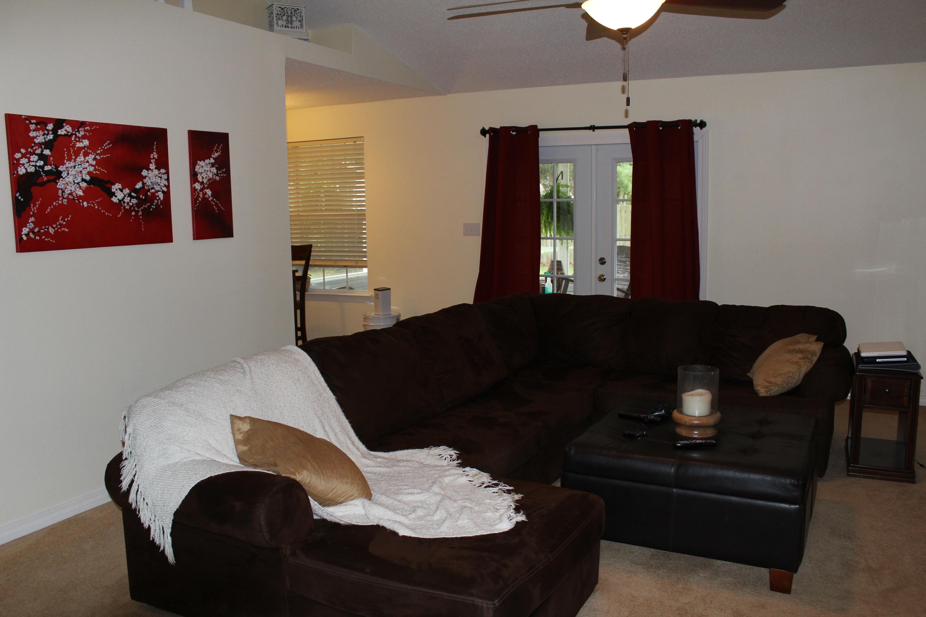 COUNTRY BREEZE ESTATES - Residential